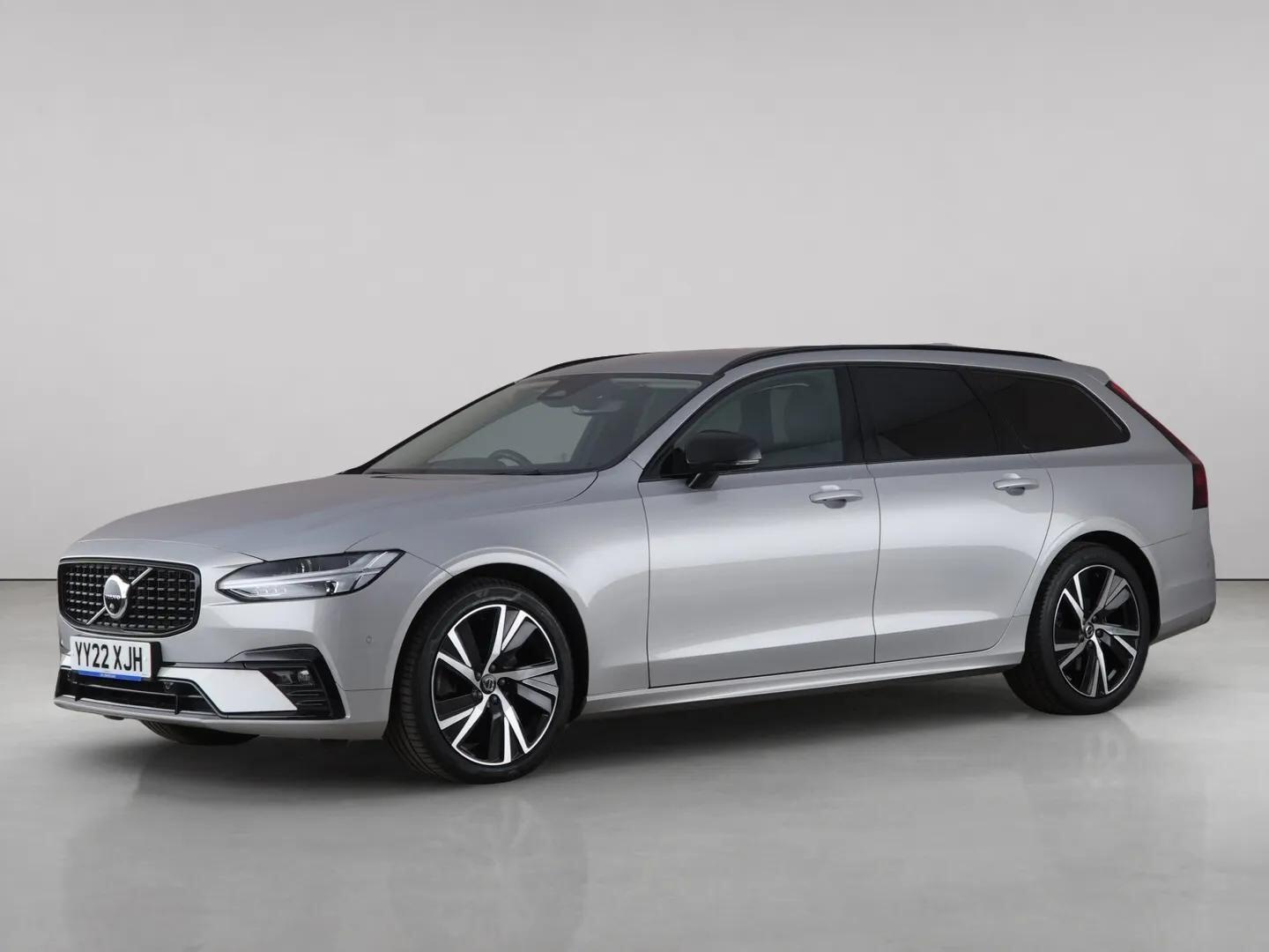 Volvo V90 view 2