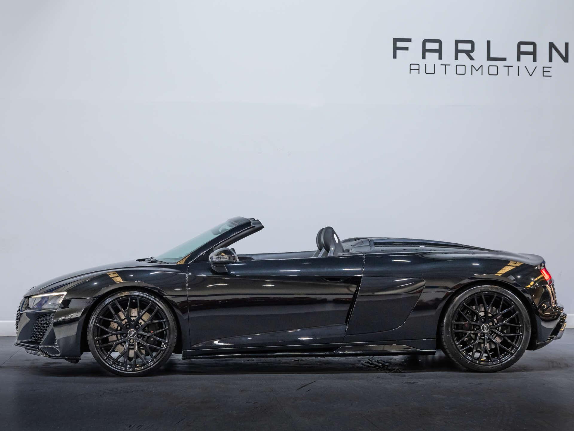 Audi R8 view 29