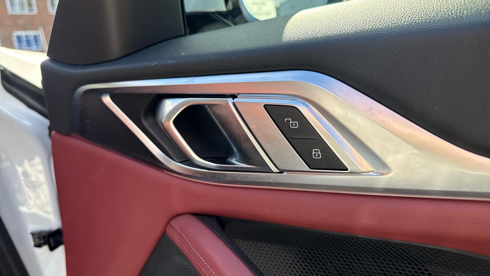 BMW i4 view 26