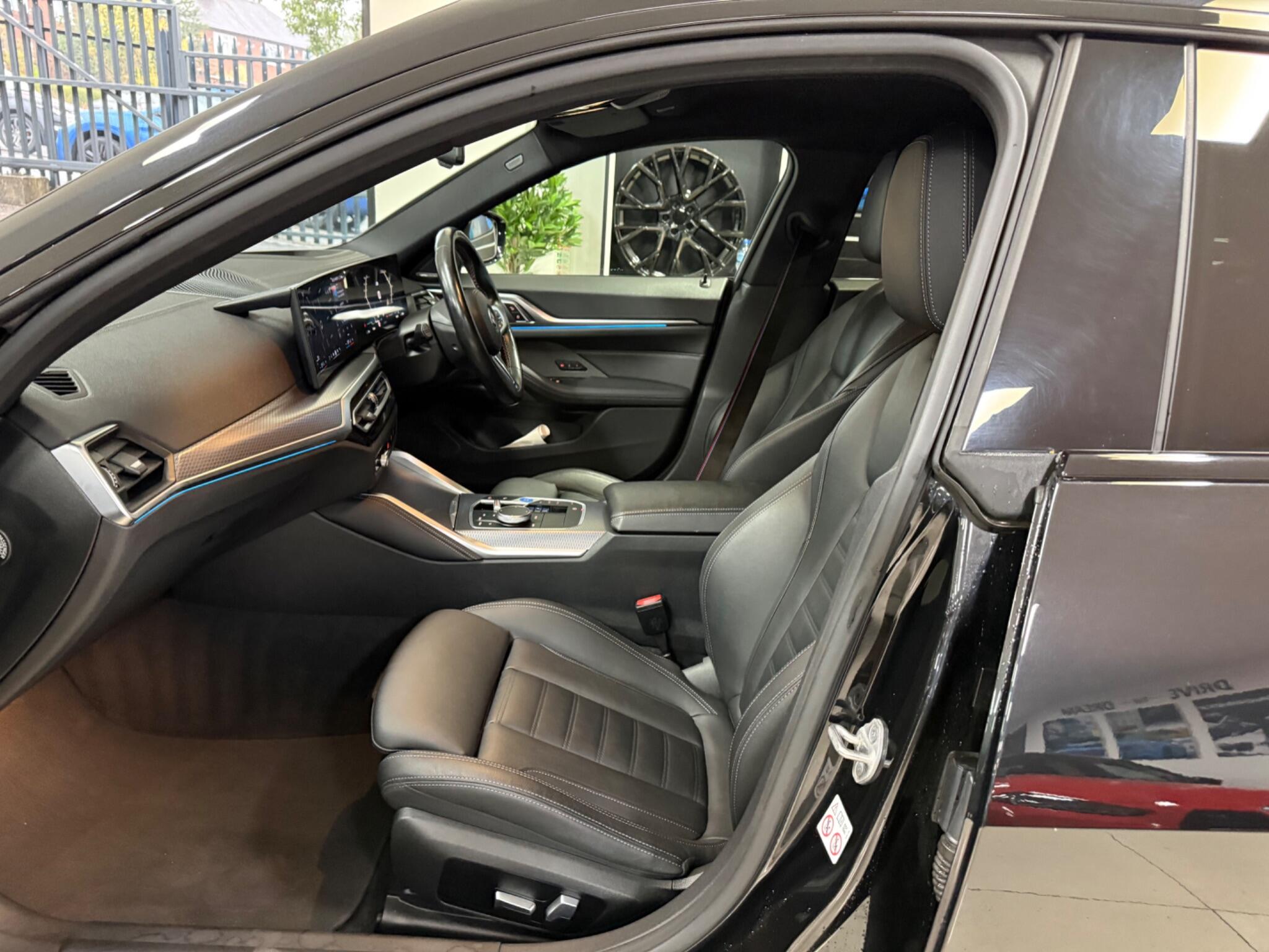 BMW I4 view 34