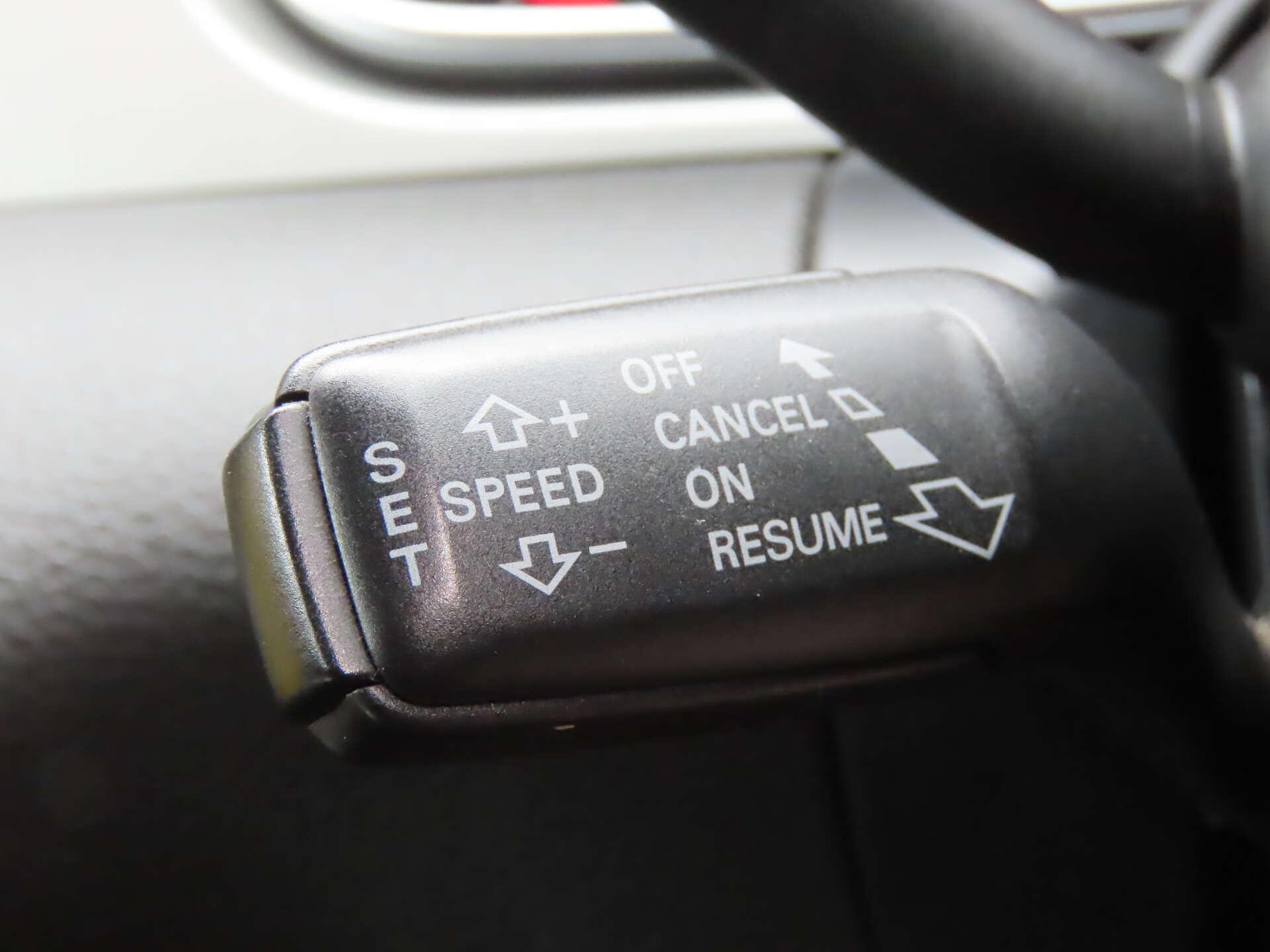 Audi Q7 view 15