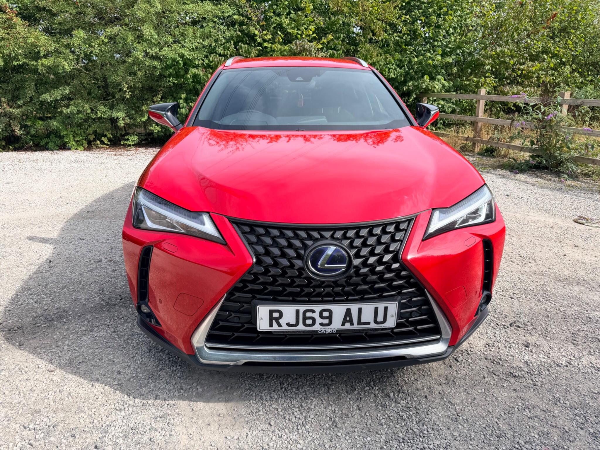 Lexus Ux view 2