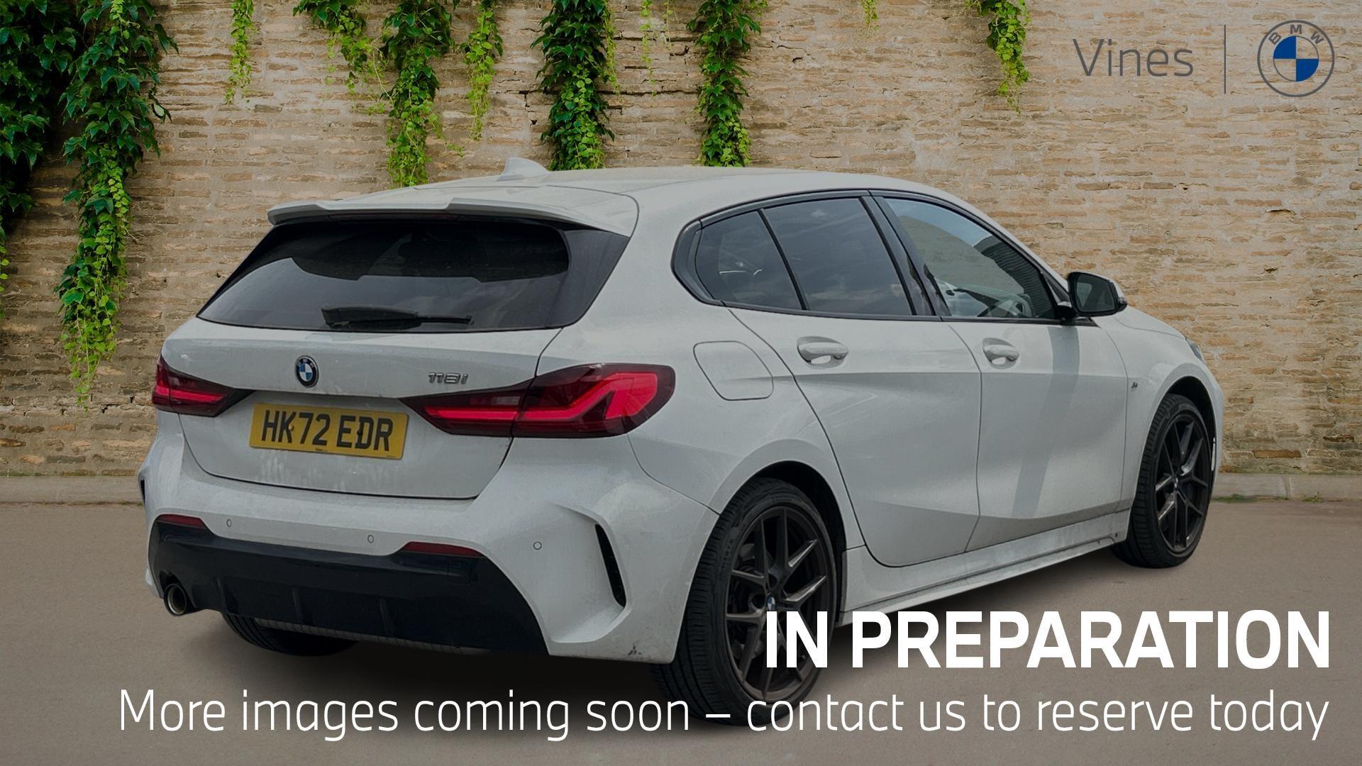 2022 BMW 1 Series thumbnail 5