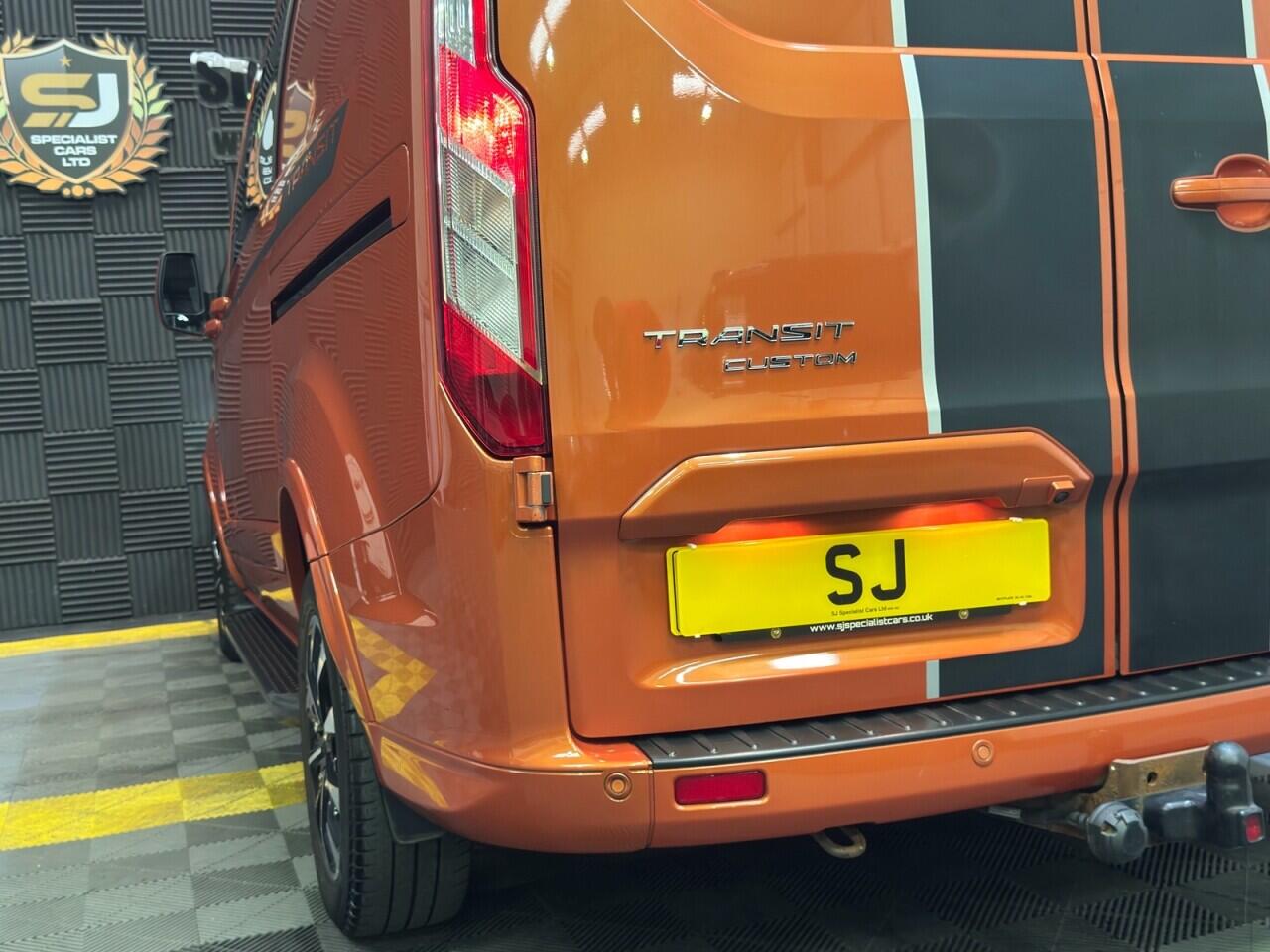Ford Transit Custom view 28