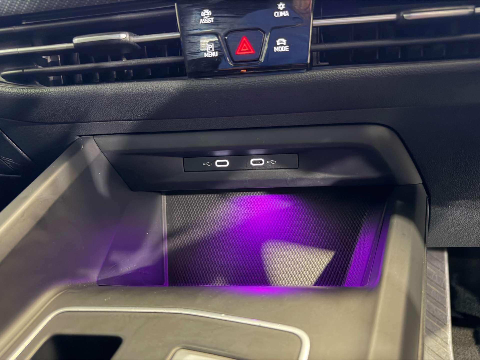 Volkswagen Golf view 24