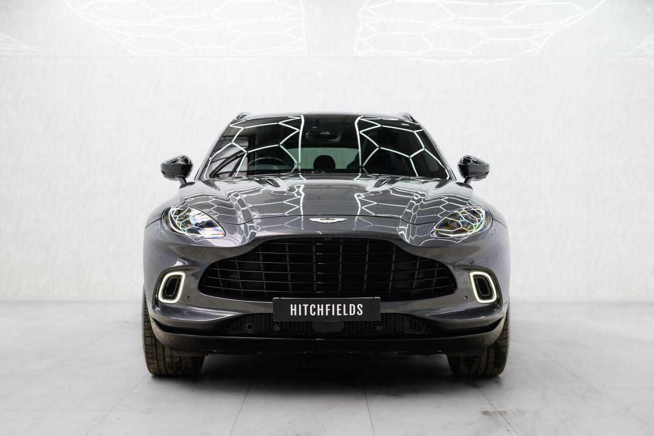 Aston Martin DBX view 4