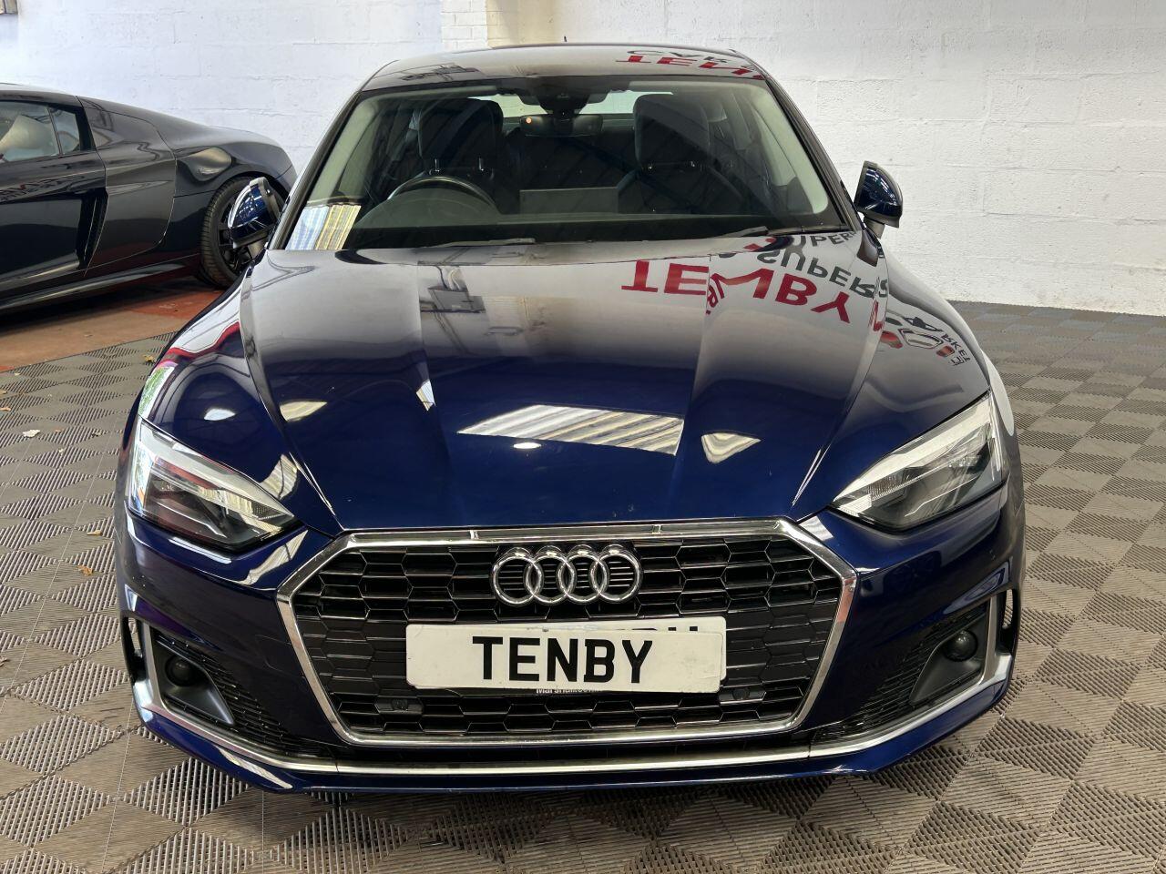 Audi A5 view 3