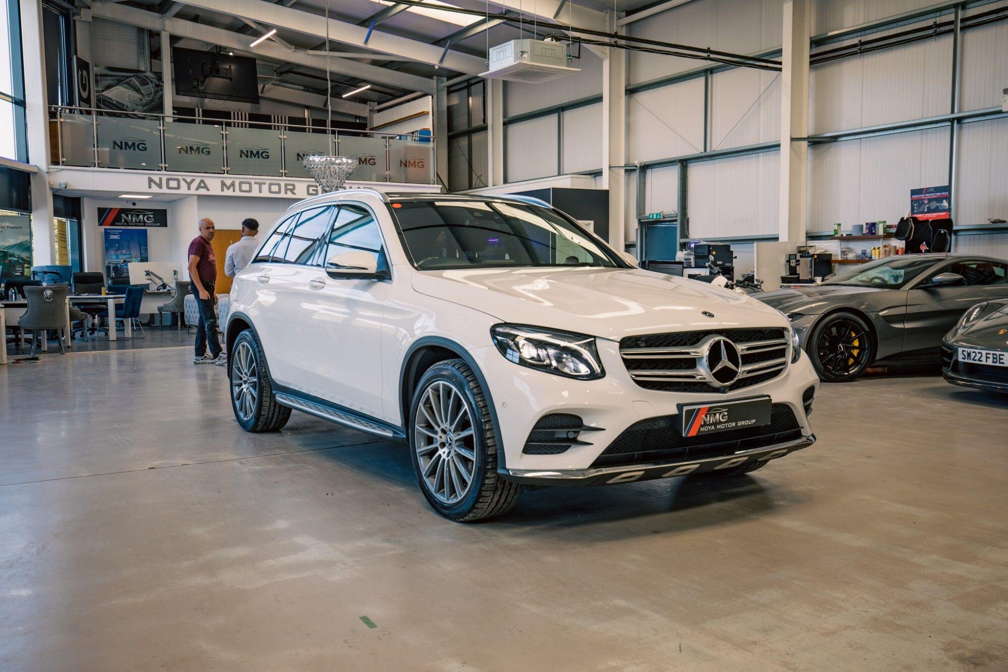 Mercedes-Benz GLC view 16