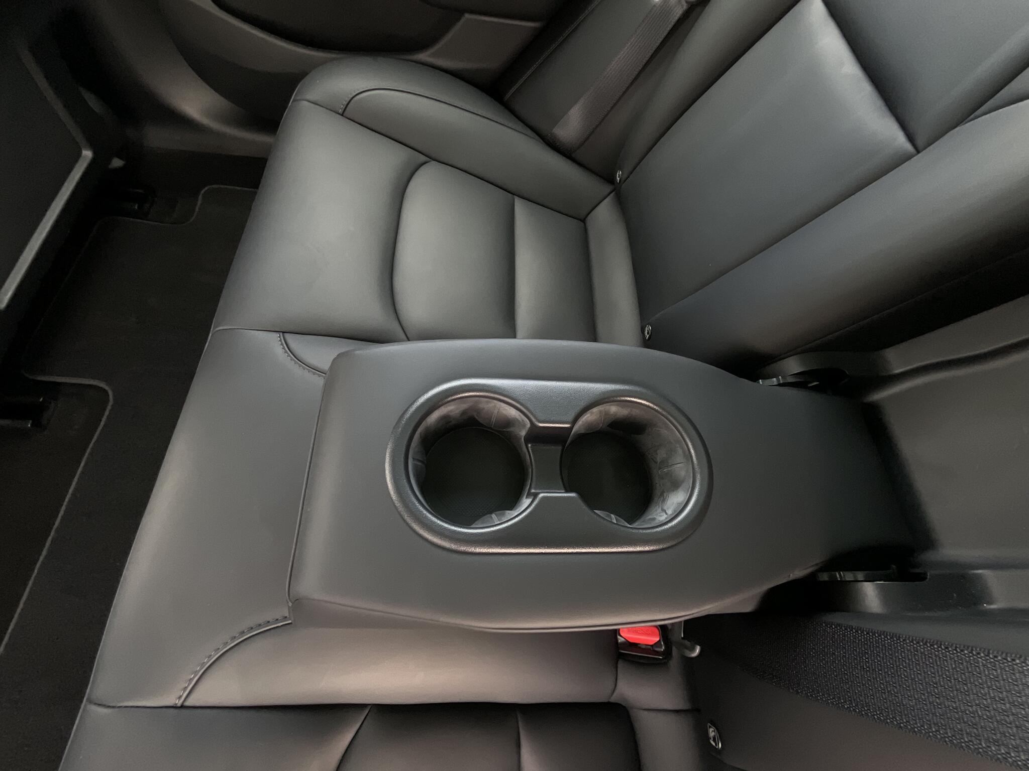 Tesla Model 3 view 18