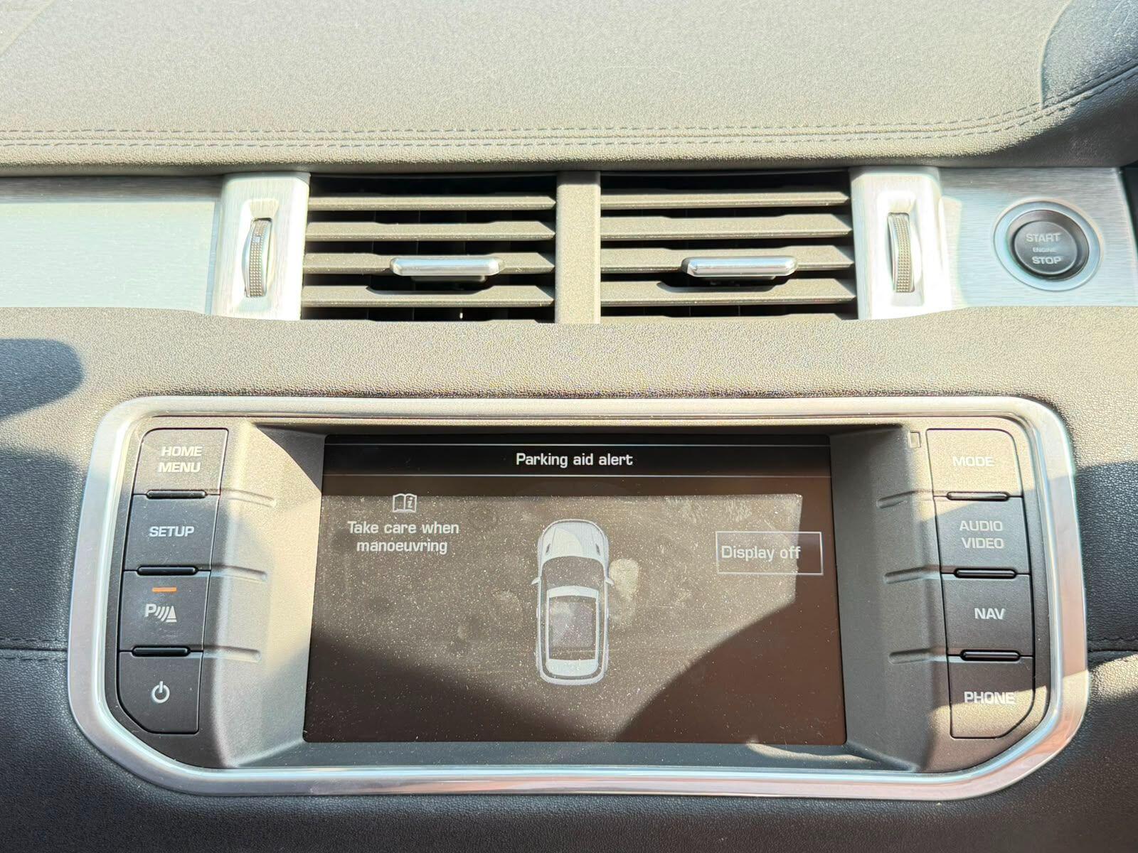 Land Rover Range Rover Evoque view 25