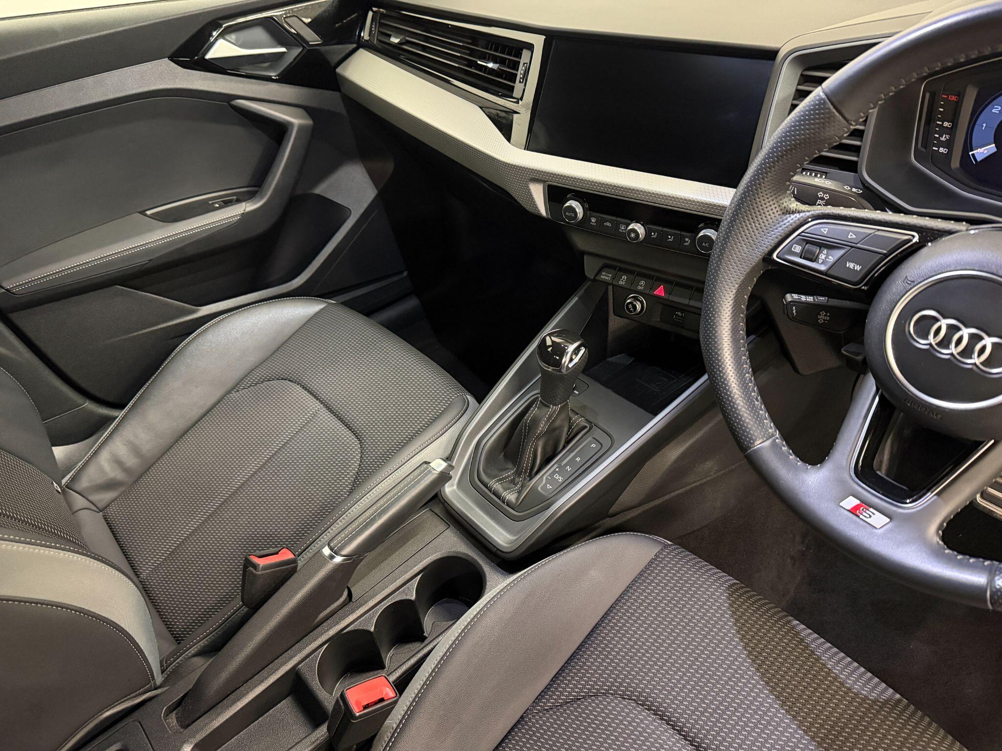 Audi A1 view 10