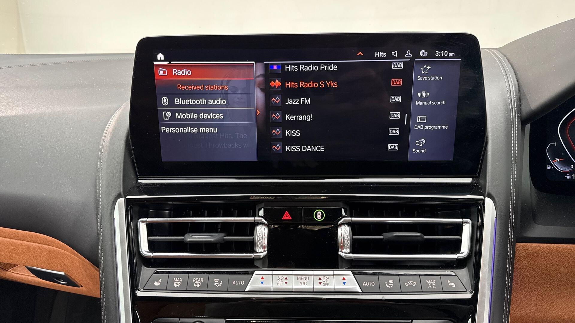 BMW 8 Series view 8