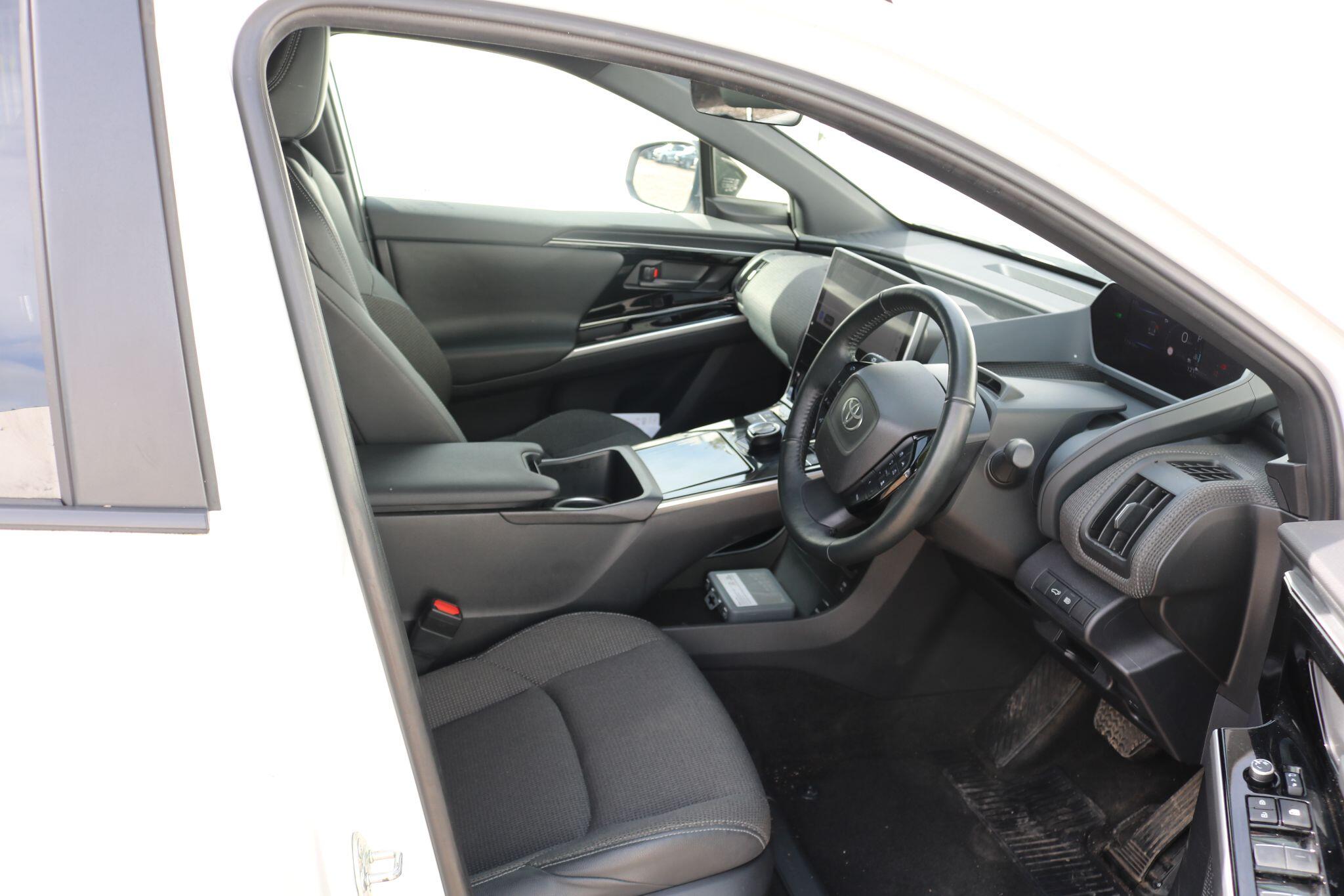 Toyota bZ4X view 15