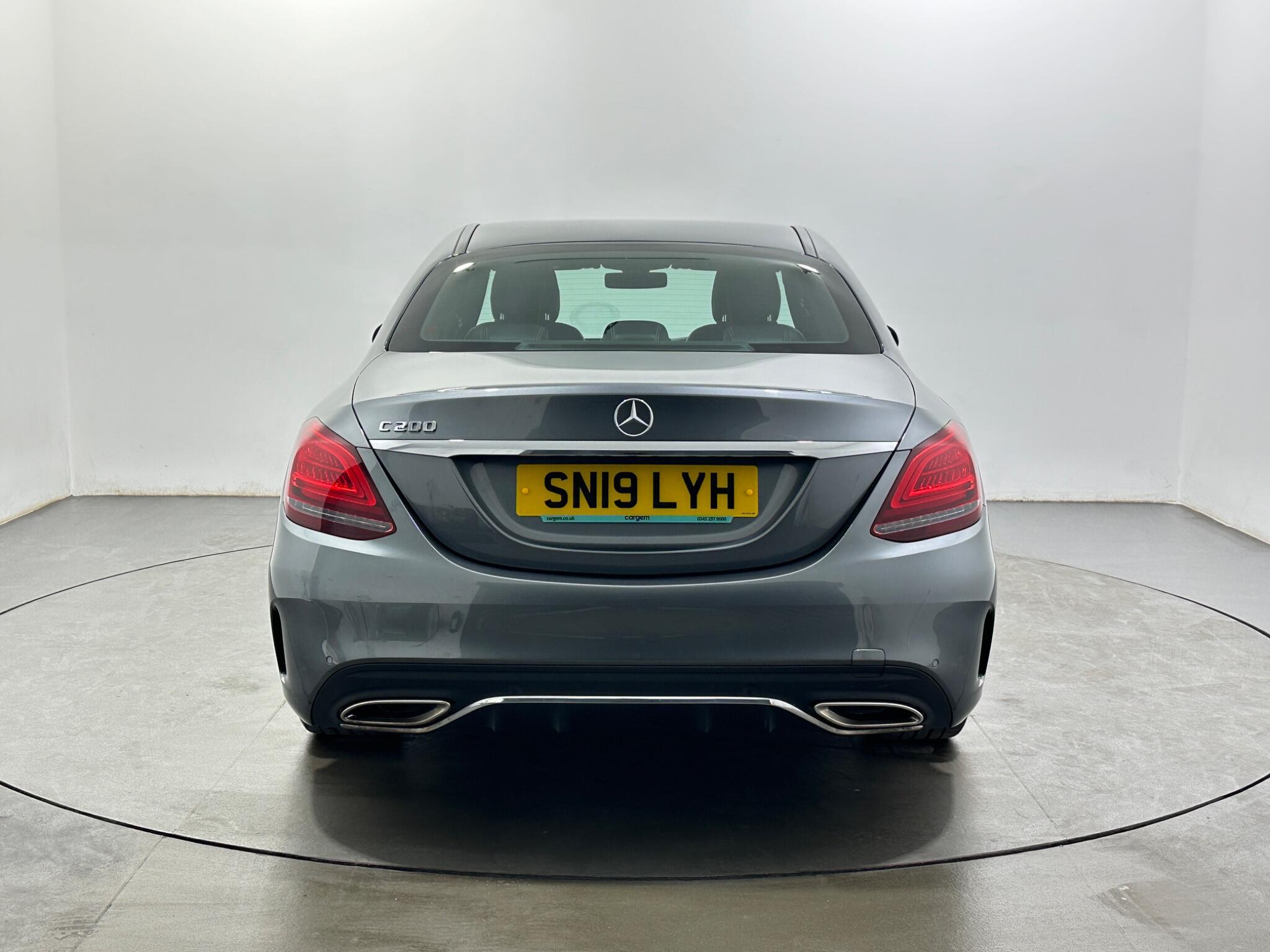 Mercedes-Benz C-Class view 7
