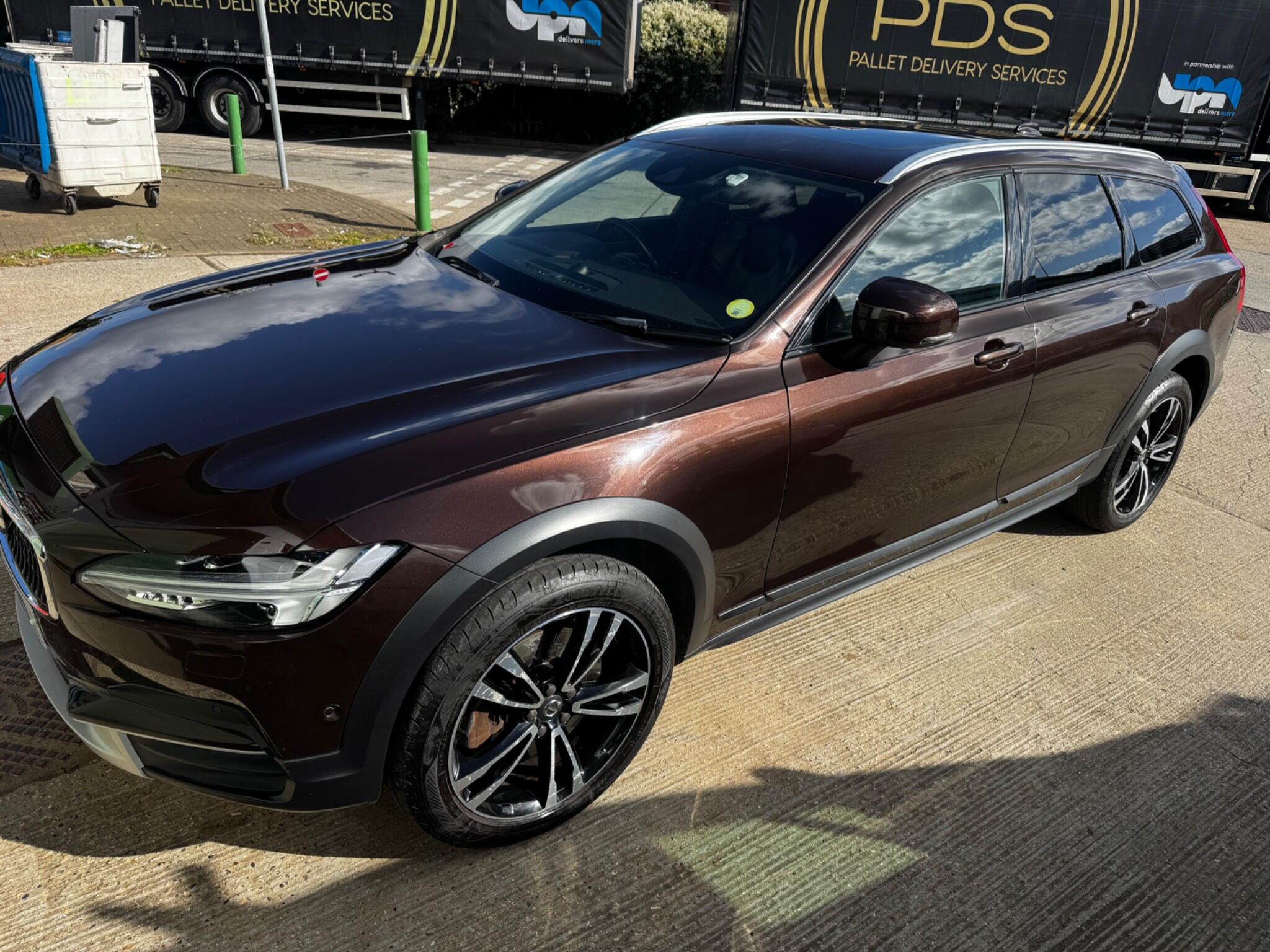 Volvo V90 Cross Country