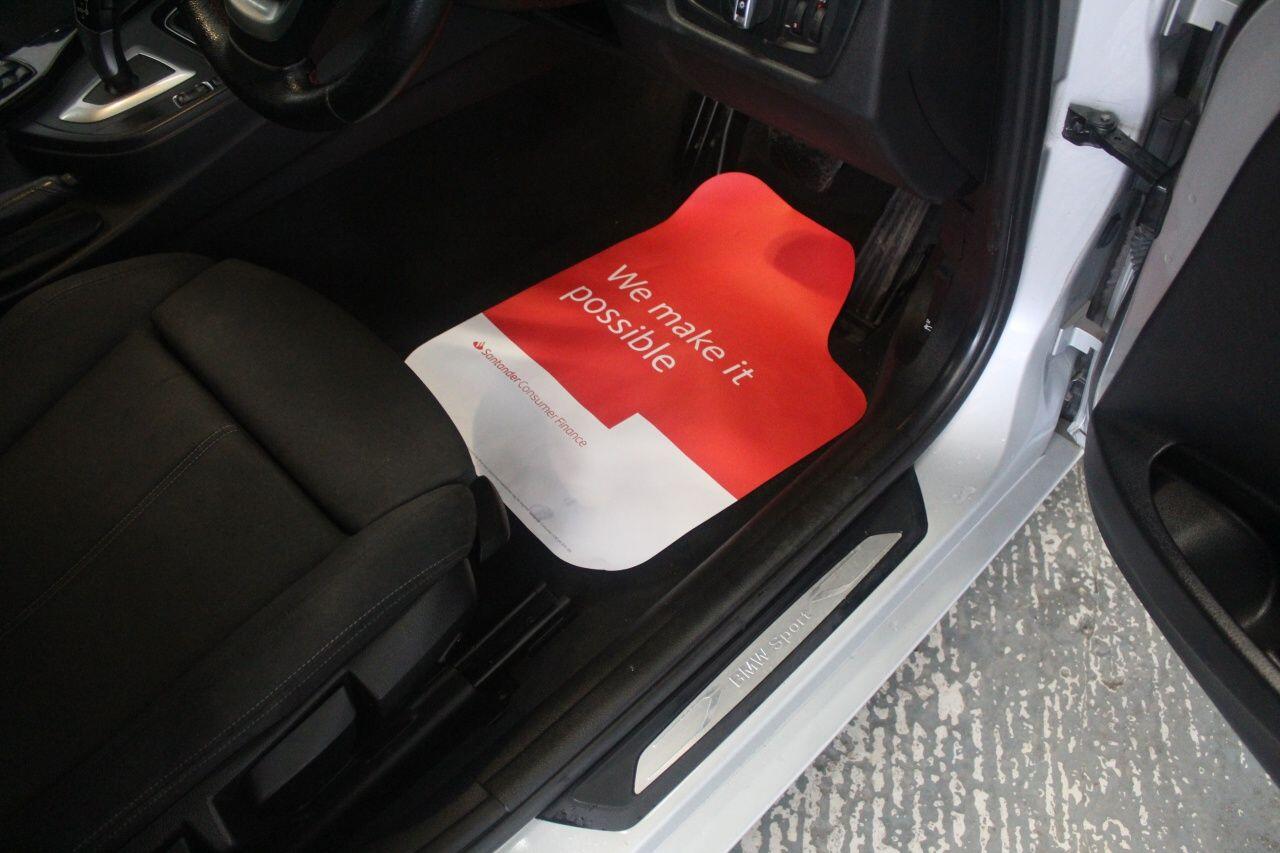 BMW 3 Series view 57
