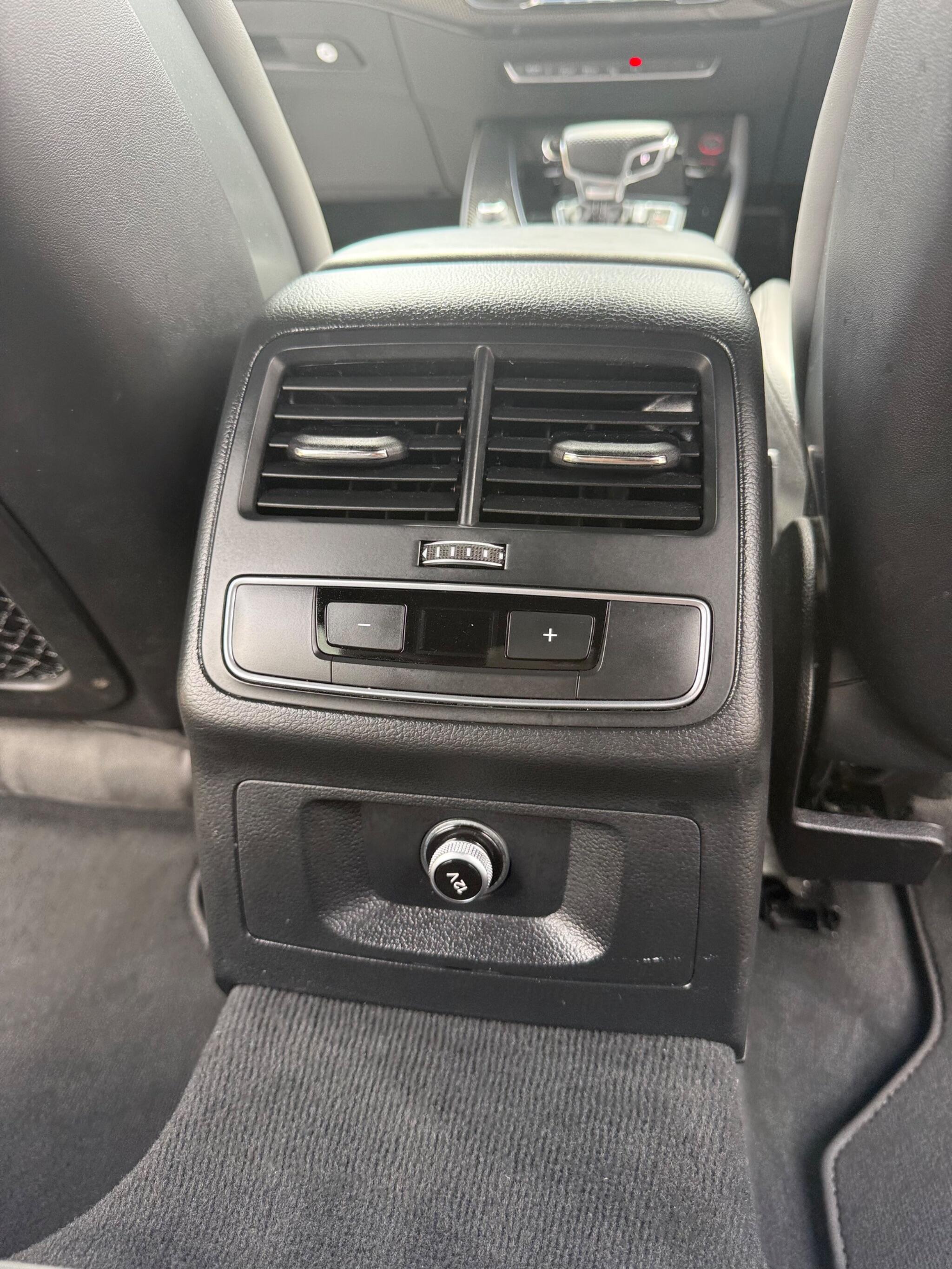 Audi S4 view 46