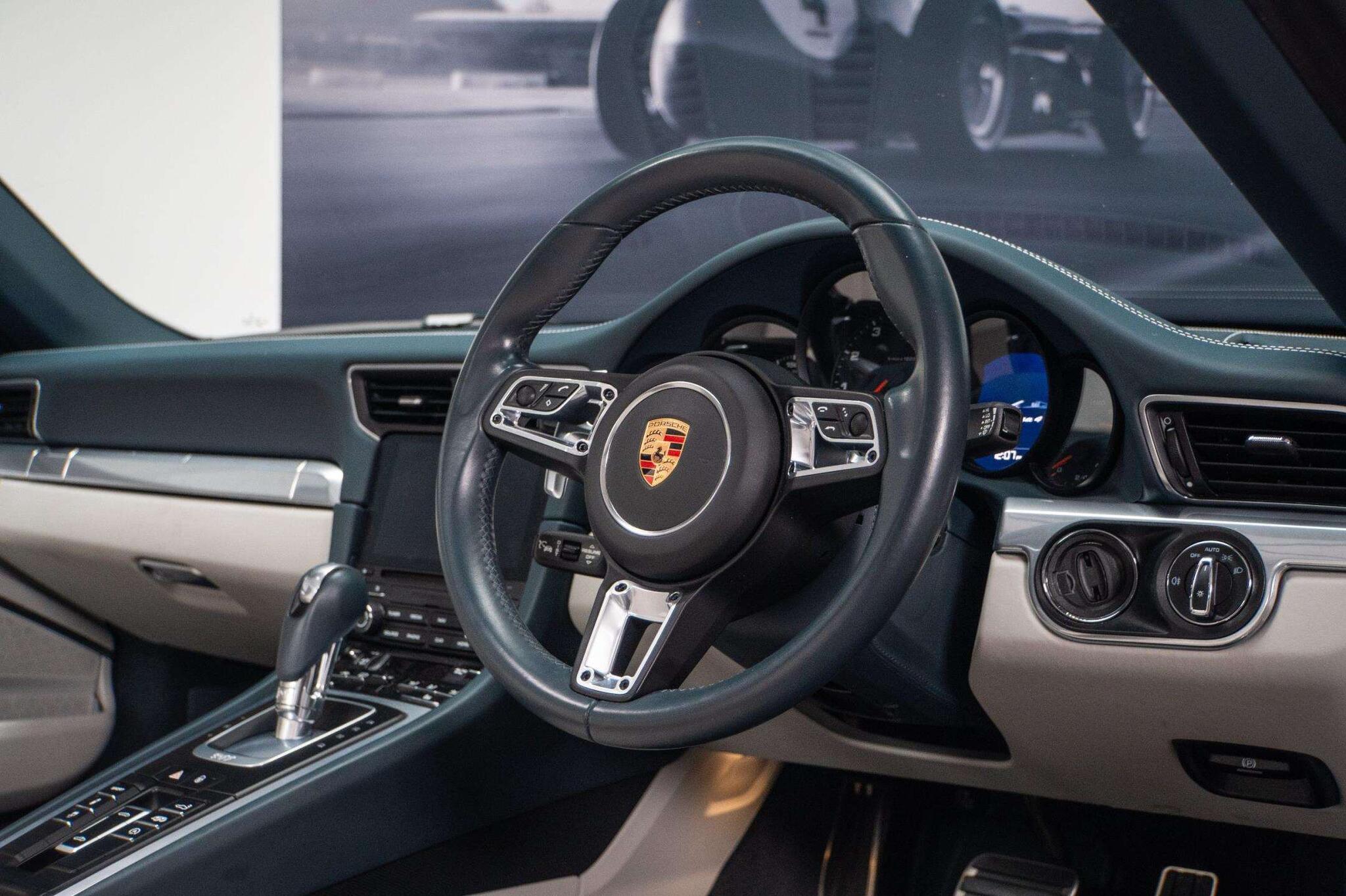 Porsche Targa view 10