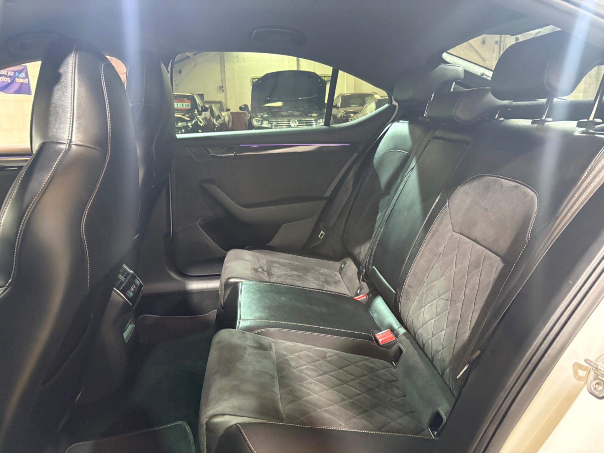 Skoda Superb view 28
