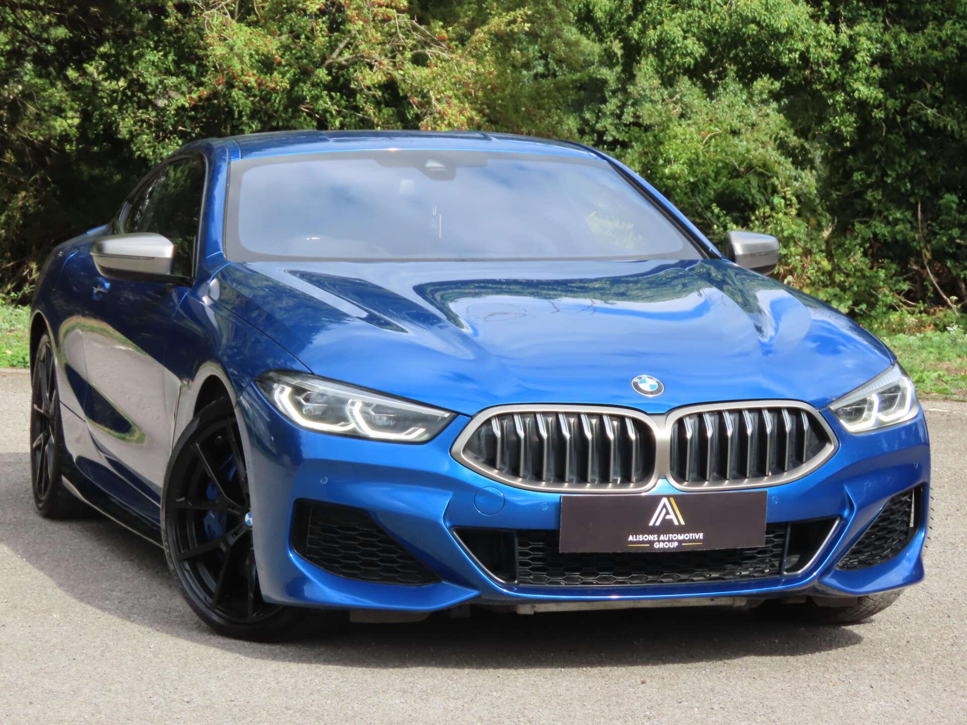 BMW 8 Series view 3