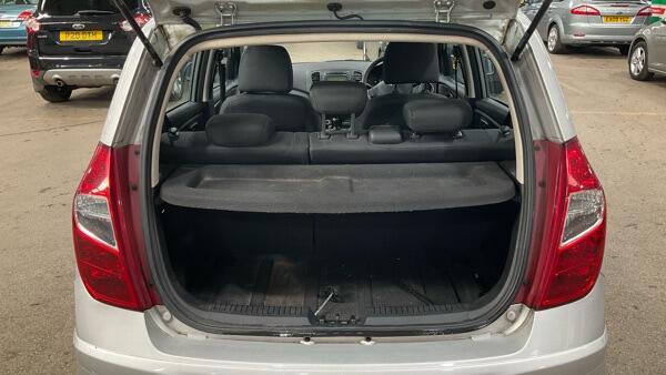 Hyundai I10 view 6