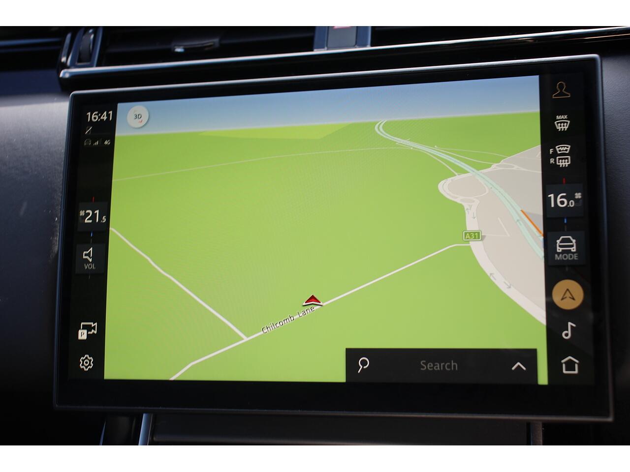 Land Rover Range Rover Velar view 21