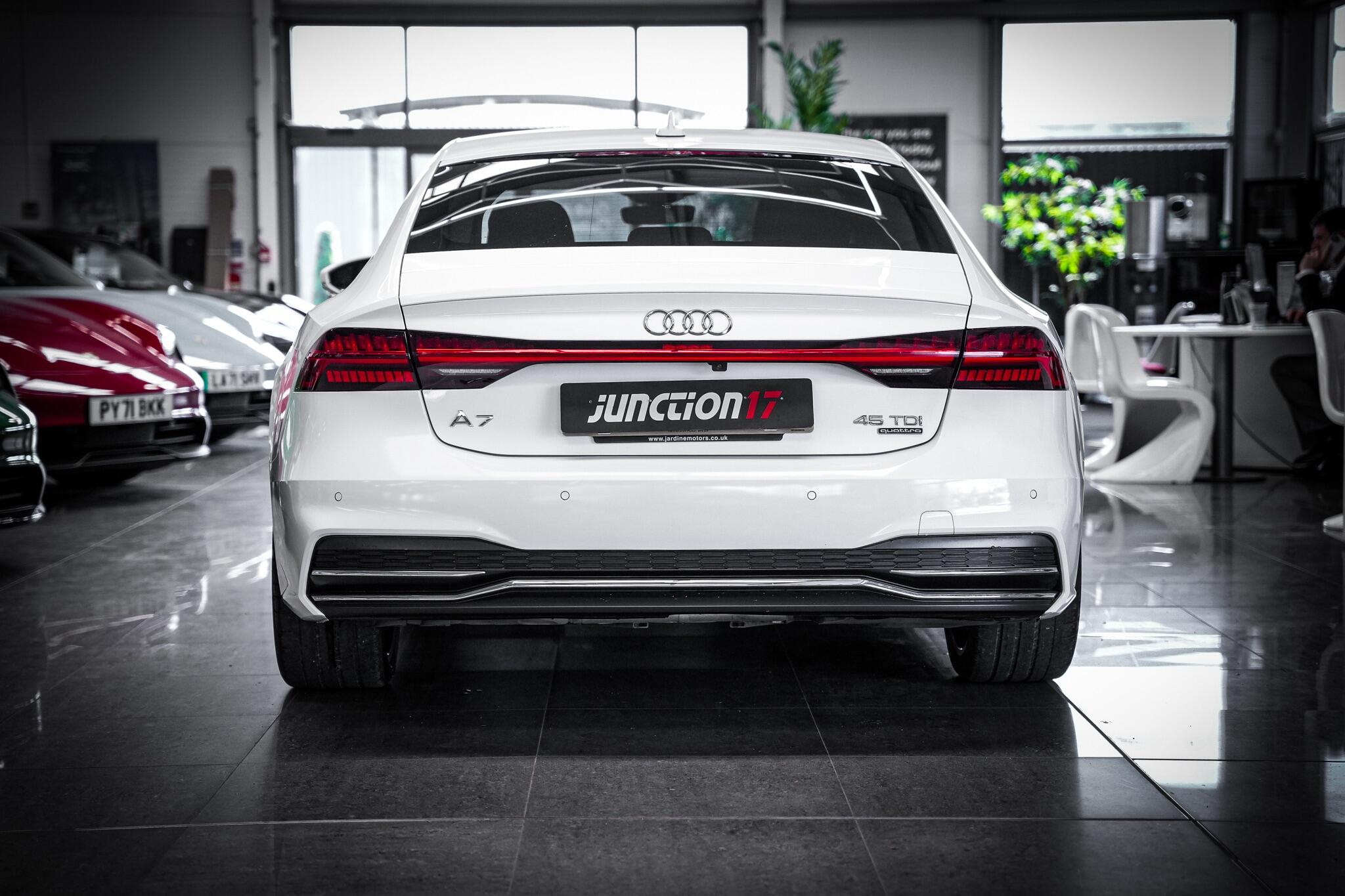 Audi A7 view 14