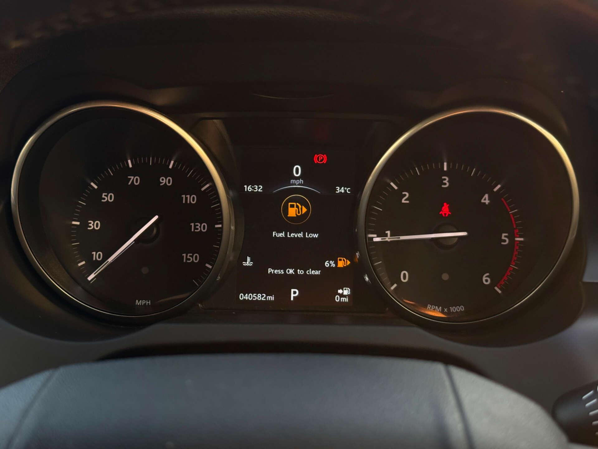 Land Rover Range Rover Evoque view 48