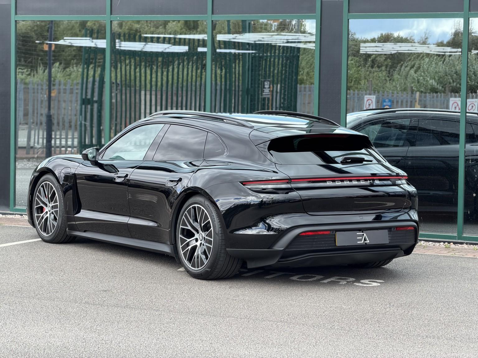 Porsche Taycan view 28