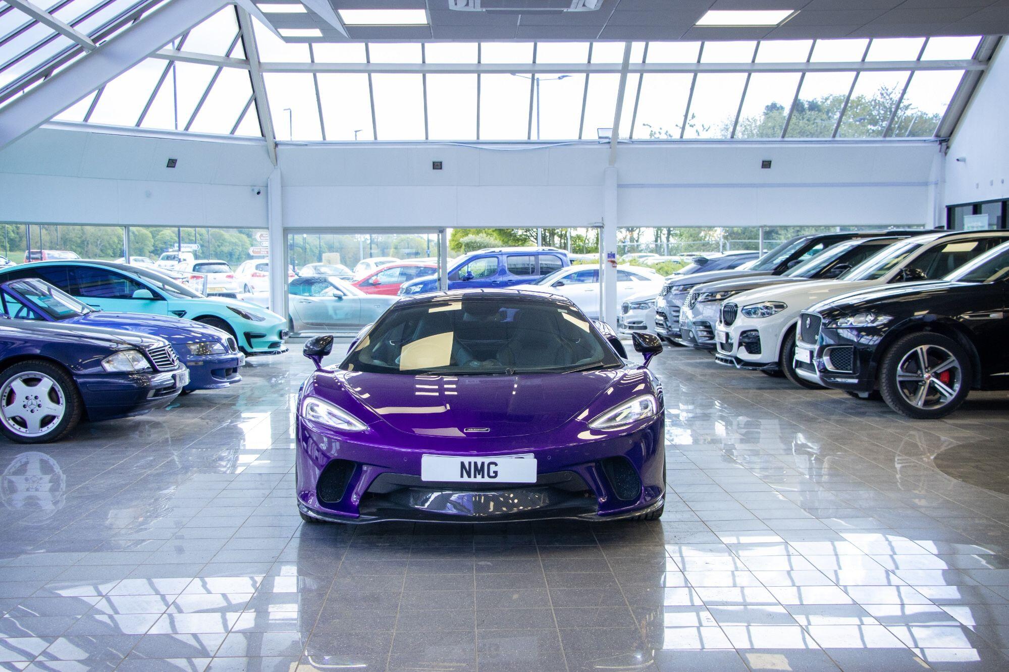 Mclaren GT view 9