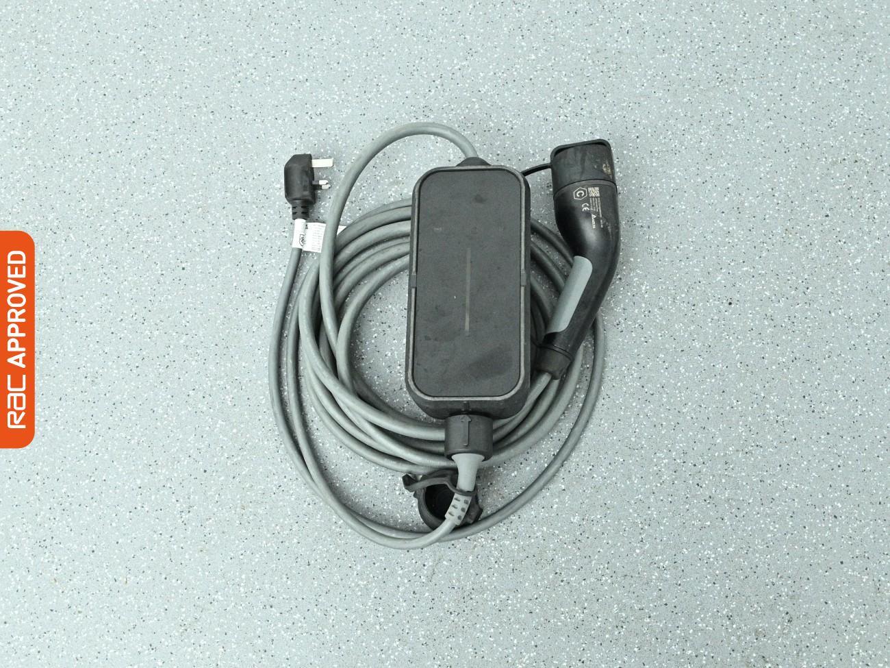 BMW 2 Series view 26