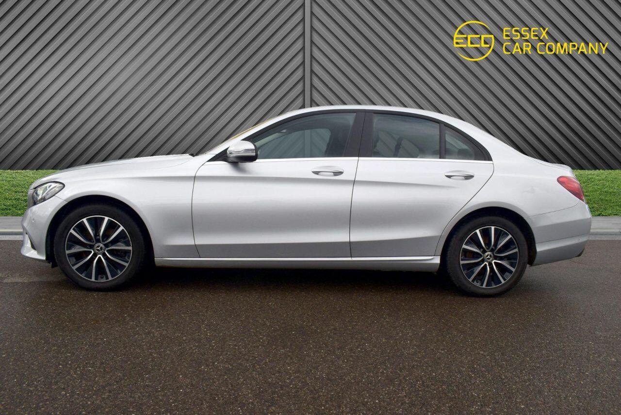 Mercedes-Benz C-Class view 13