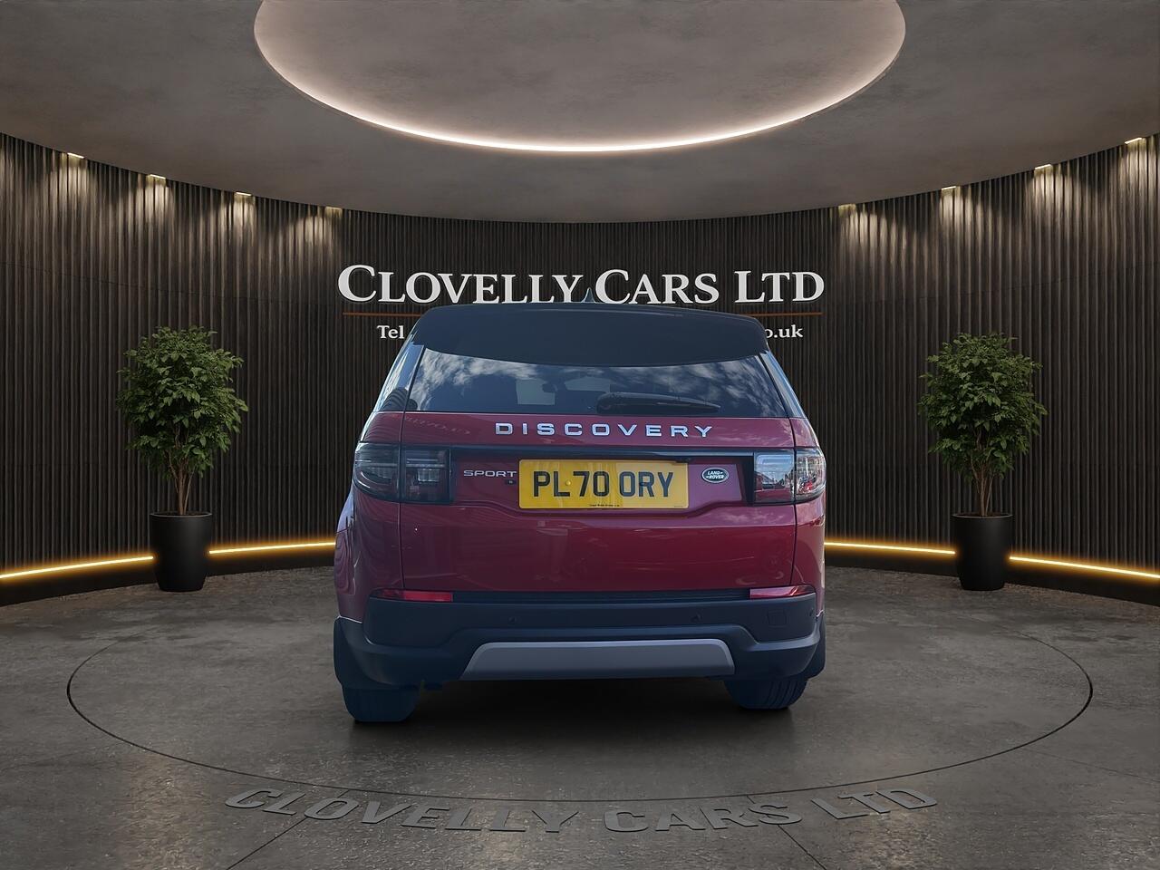 Land Rover Discovery Sport view 20