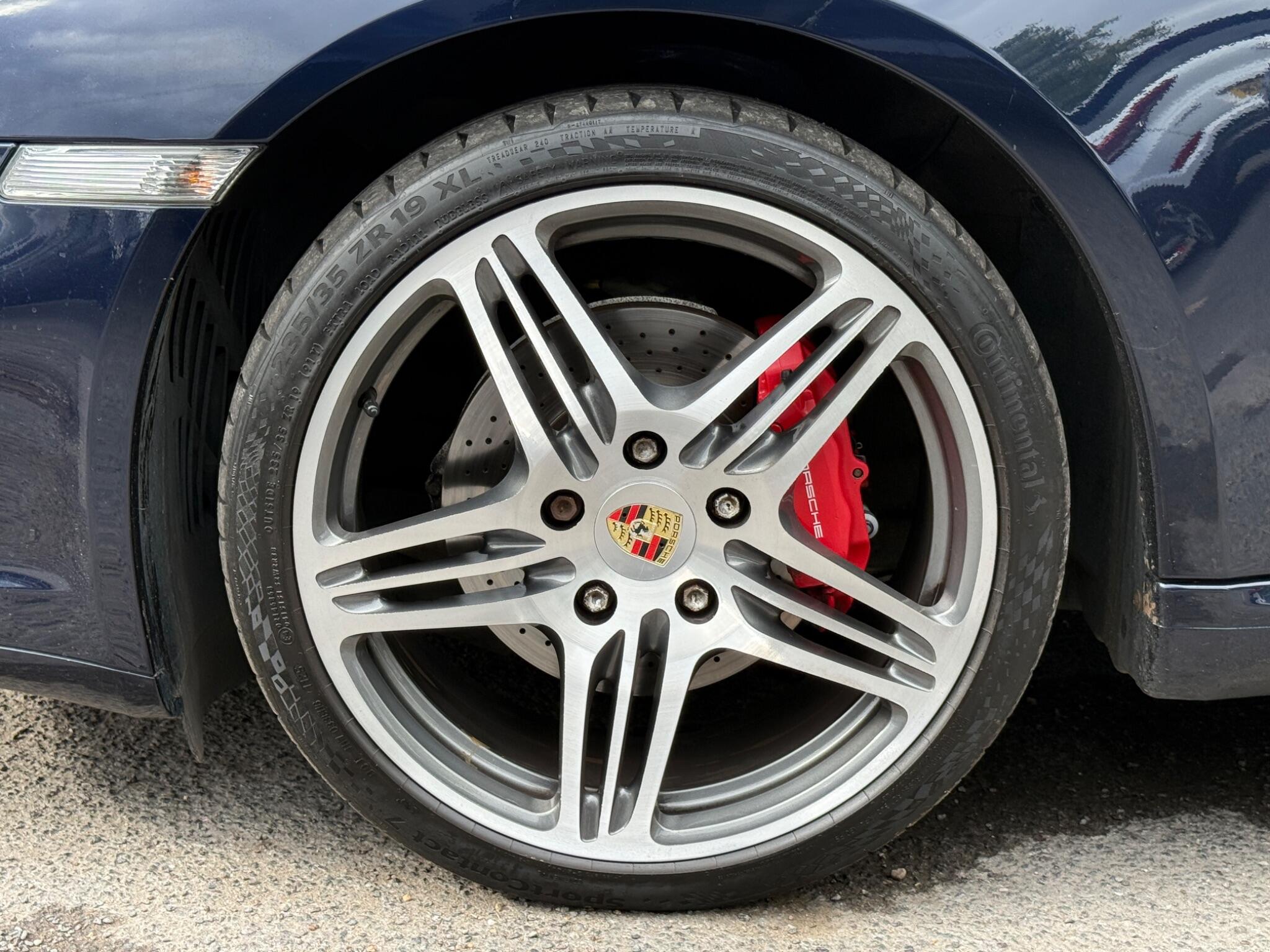 Porsche Cayman - Image 23
