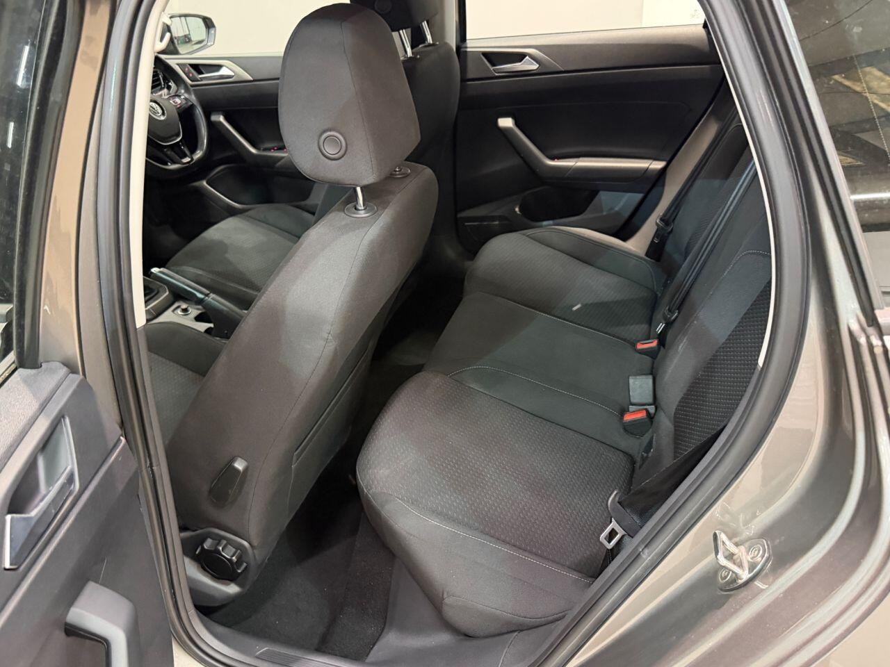 Volkswagen Polo view 26