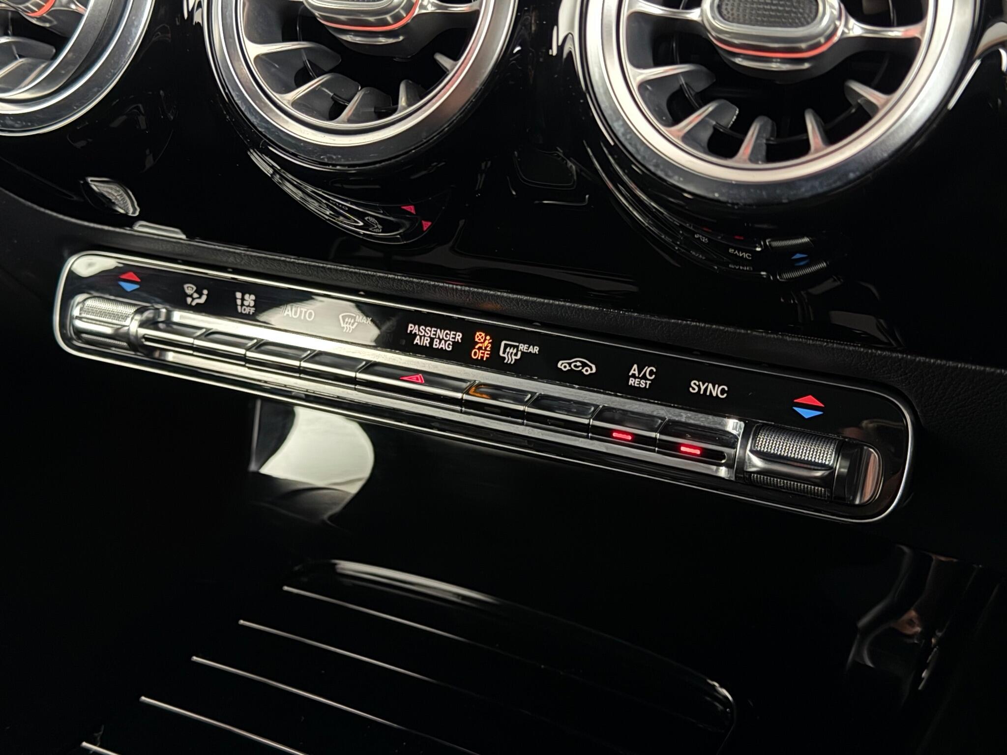 Mercedes-Benz A-Class view 33