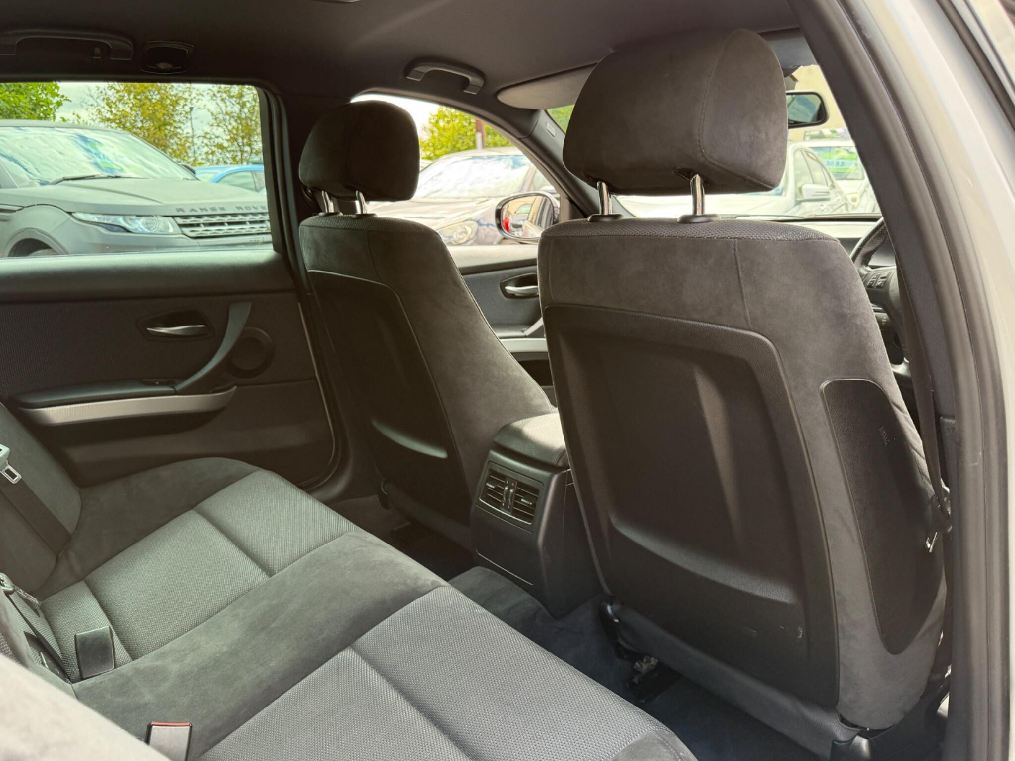 BMW 3 Series - Image 41
