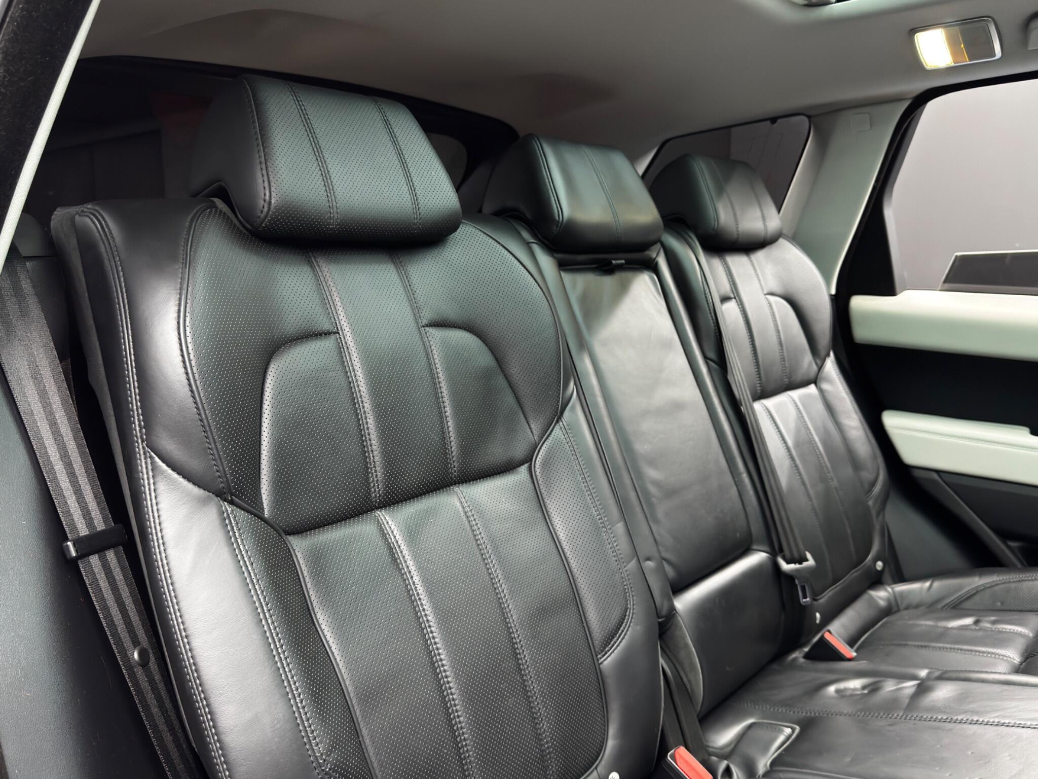 Land Rover Range Rover Sport view 15