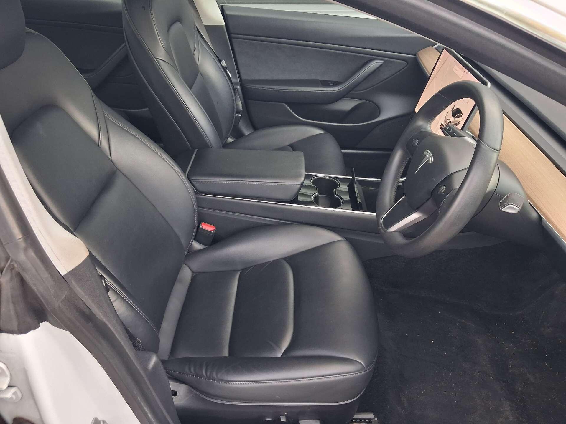 Tesla Model 3 view 20