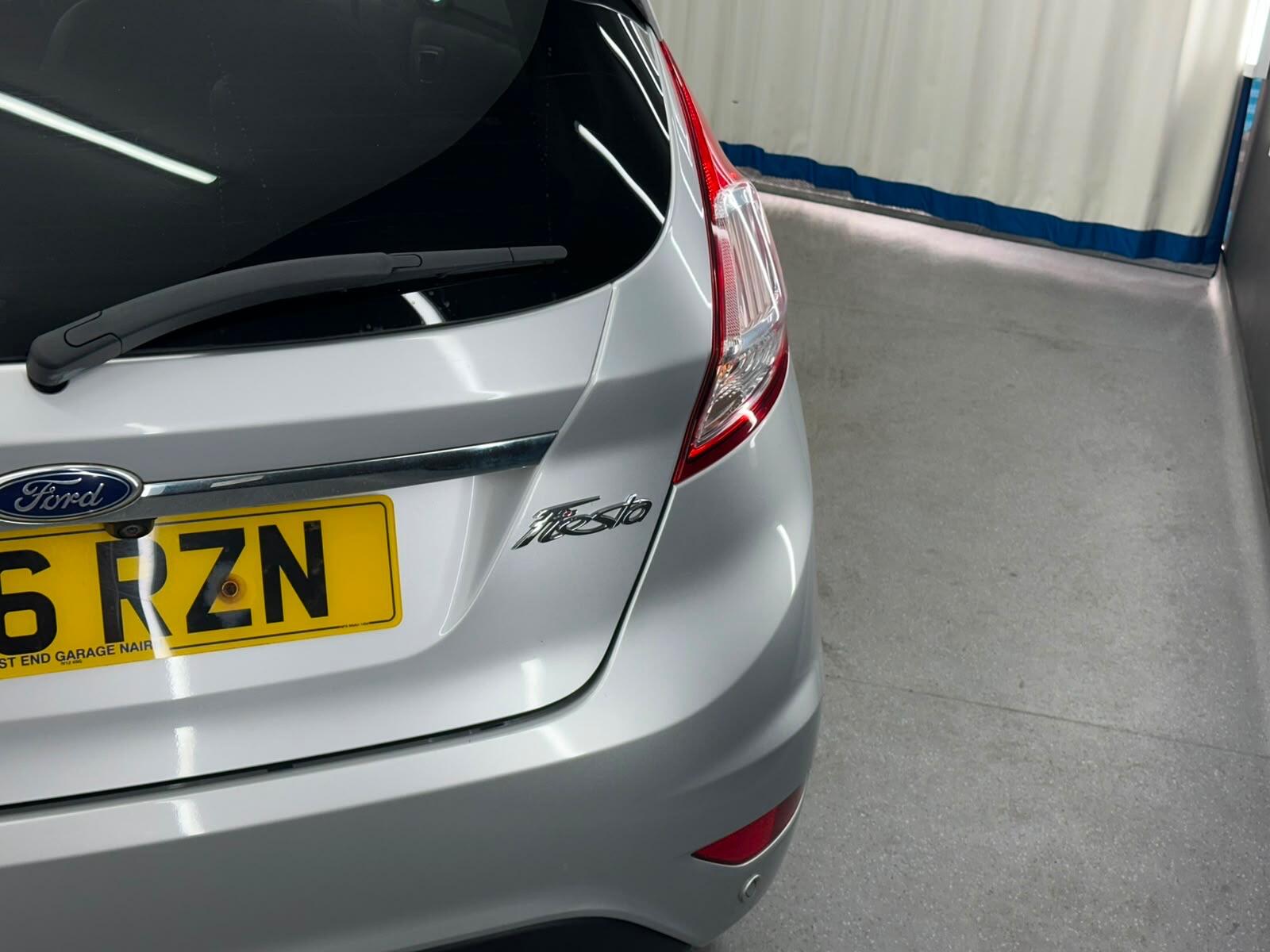 Ford Fiesta view 11