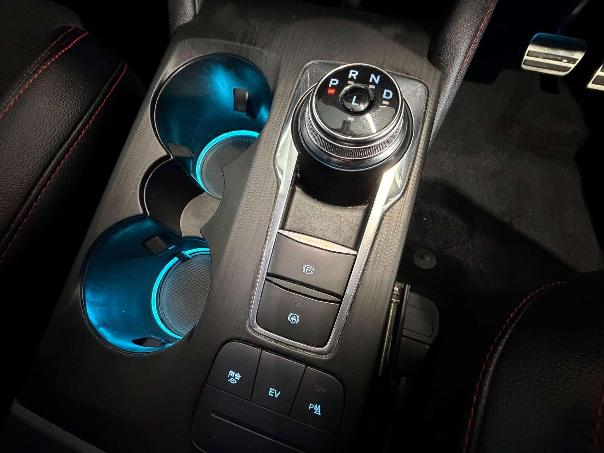 Ford Kuga view 37
