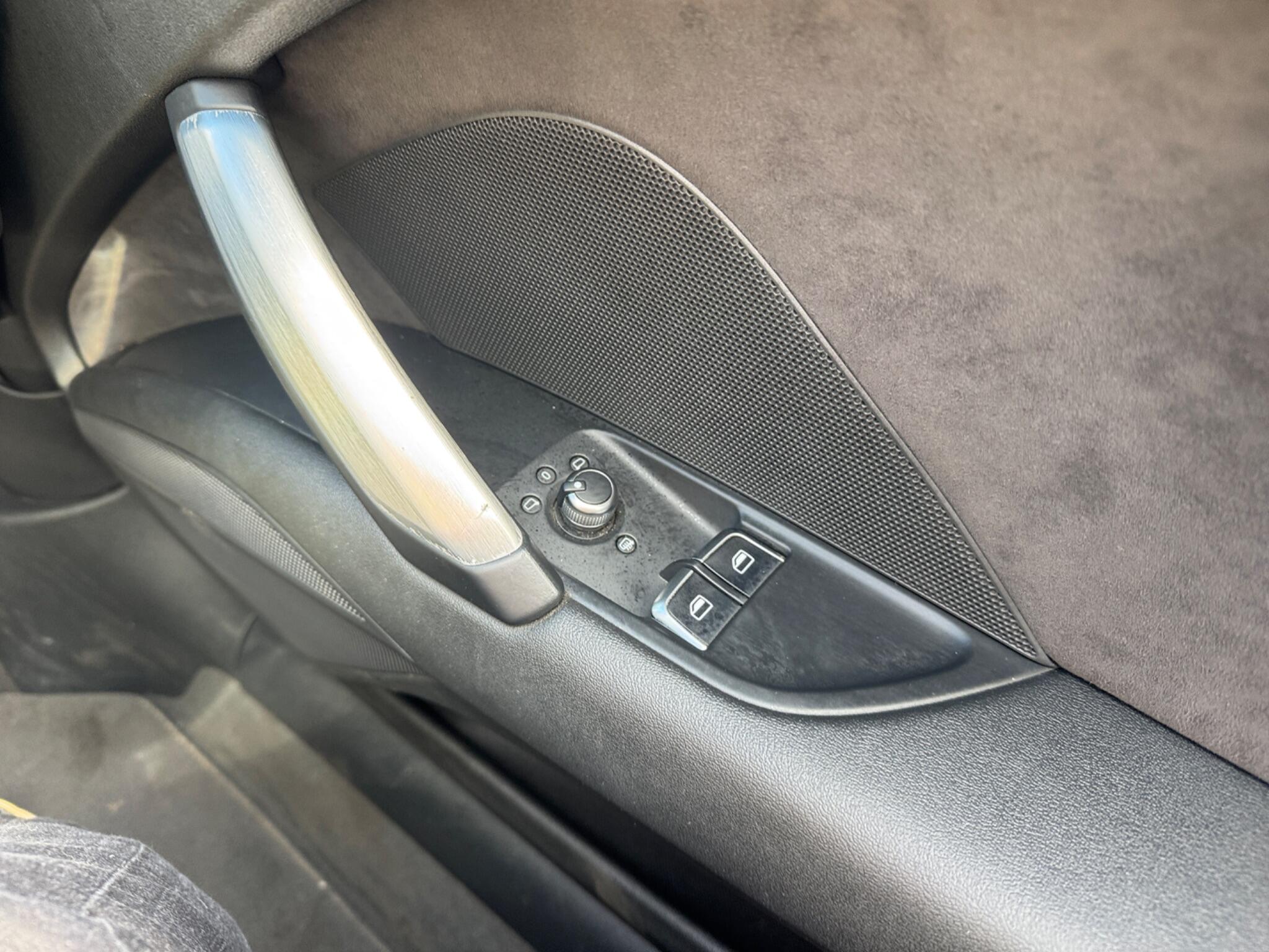 Audi TT view 73