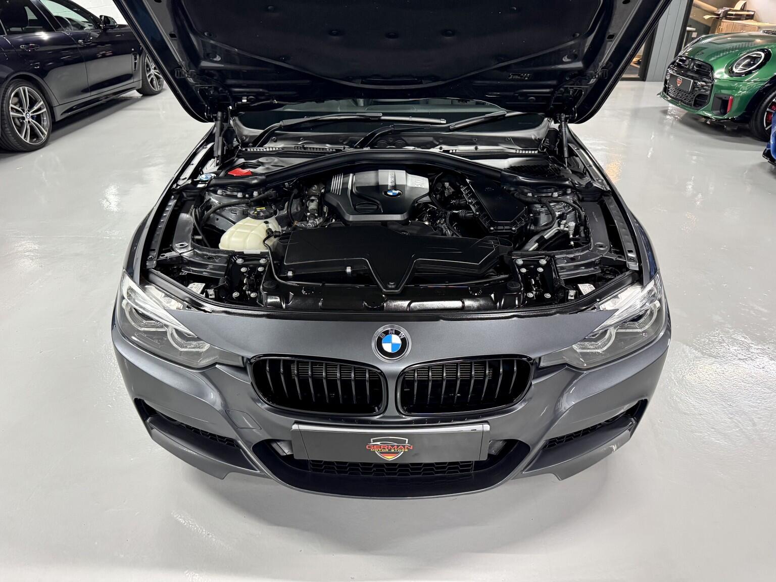 BMW 3 Series view 19
