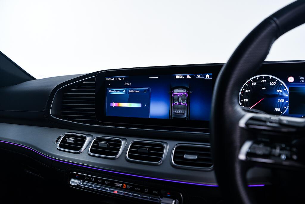Mercedes-Benz GLE view 24