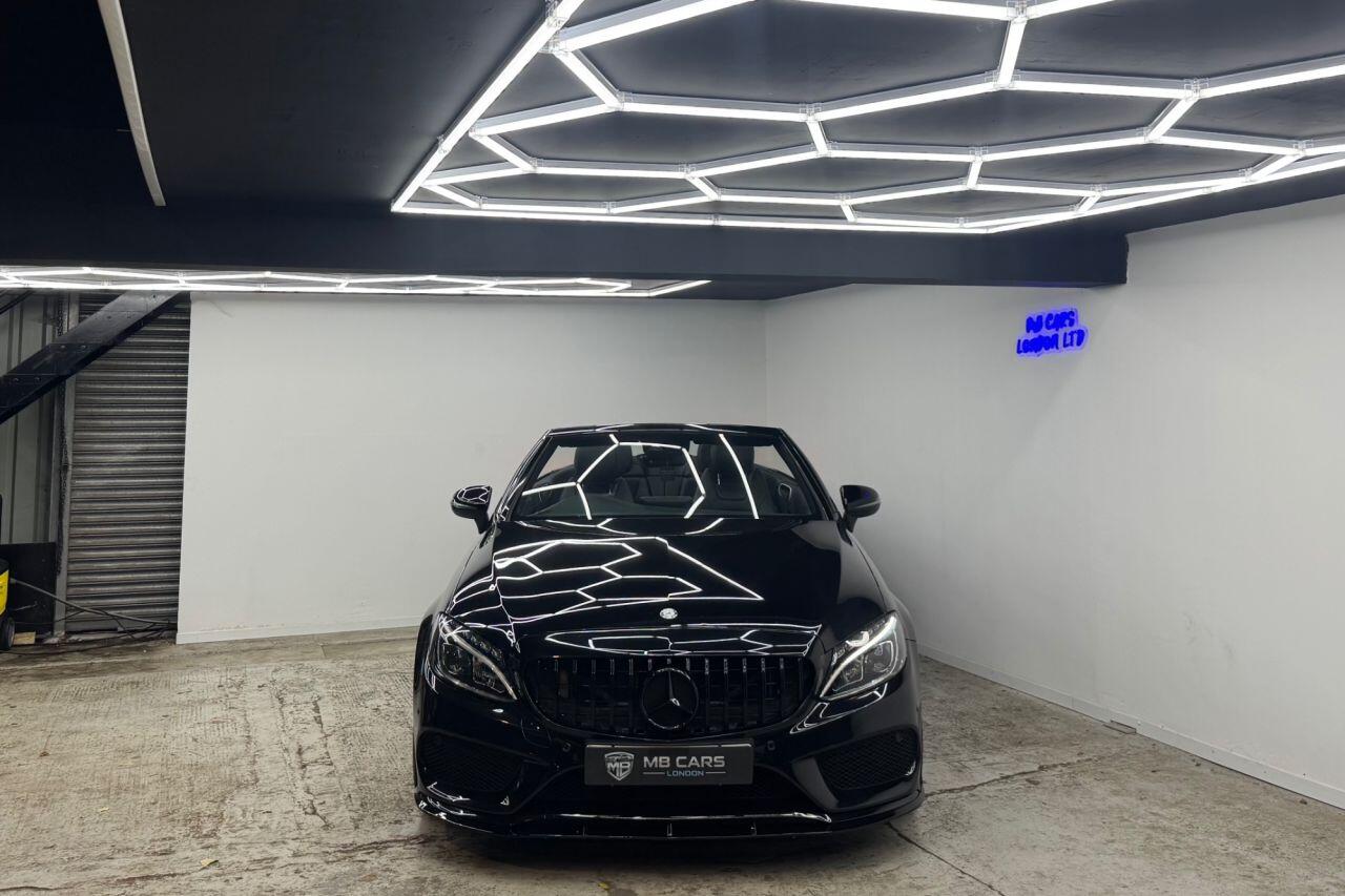 Mercedes-Benz C-Class view 4