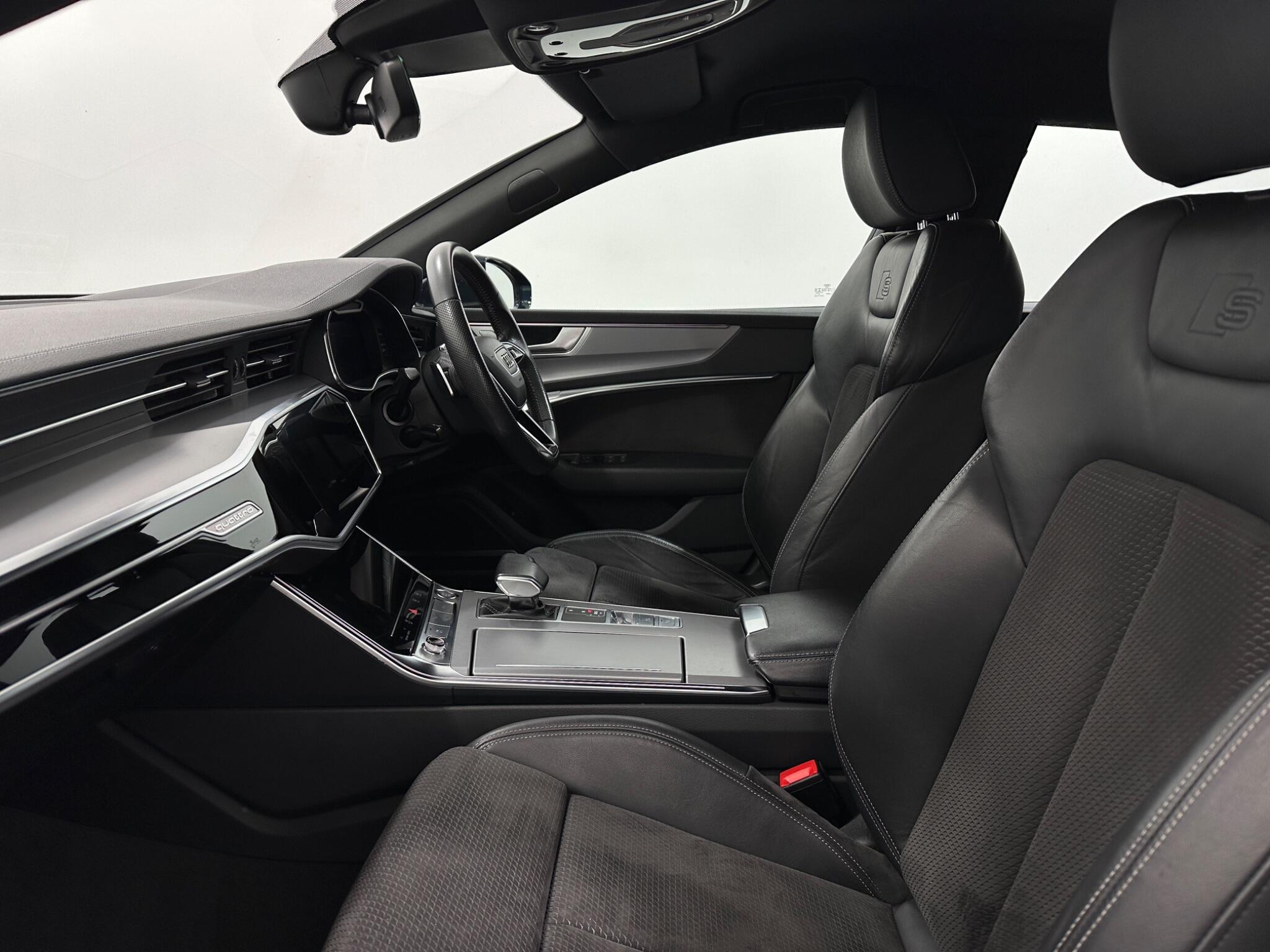 Audi A7 view 35