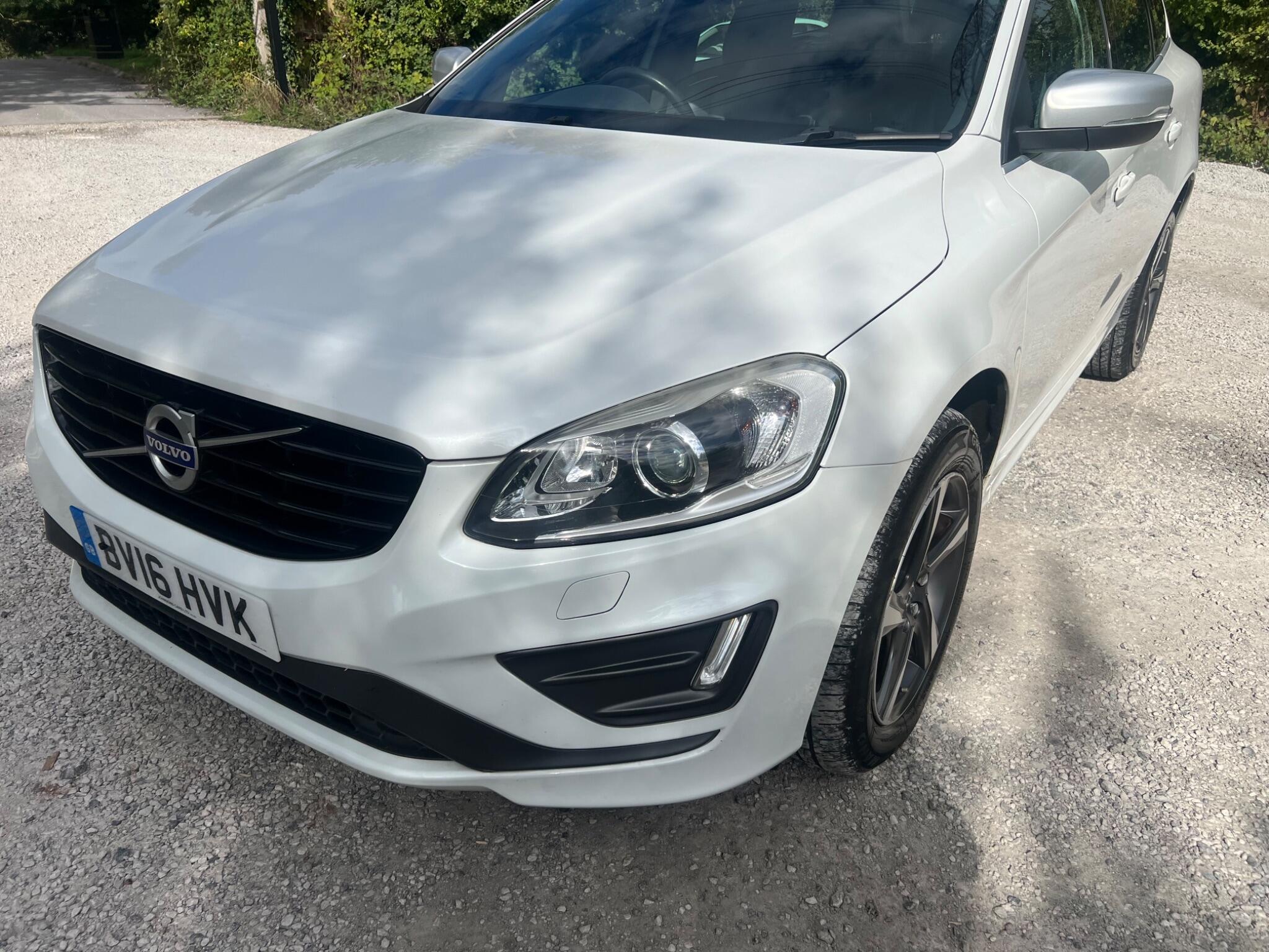 Volvo XC60 view 4
