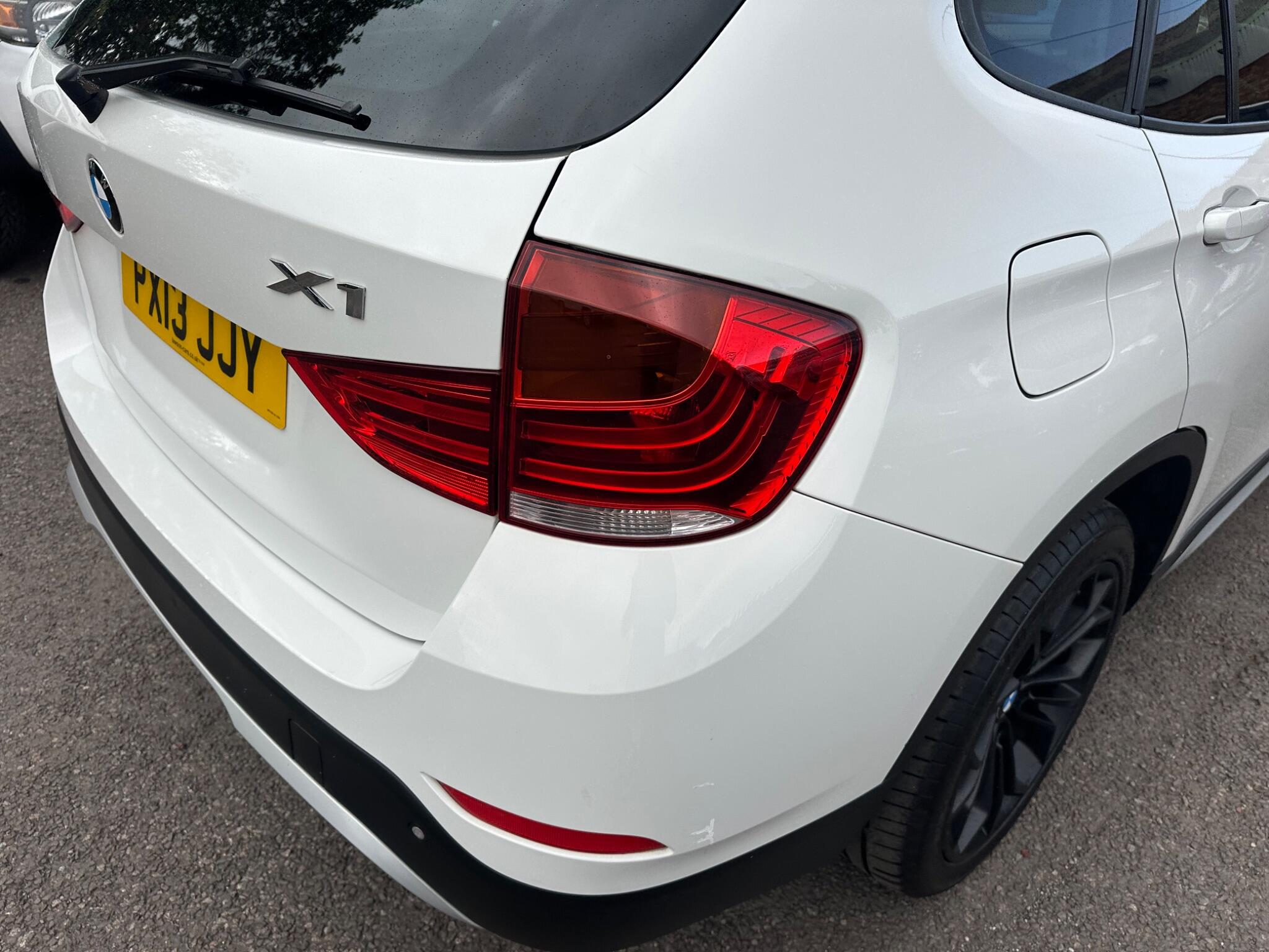 BMW X1 view 18