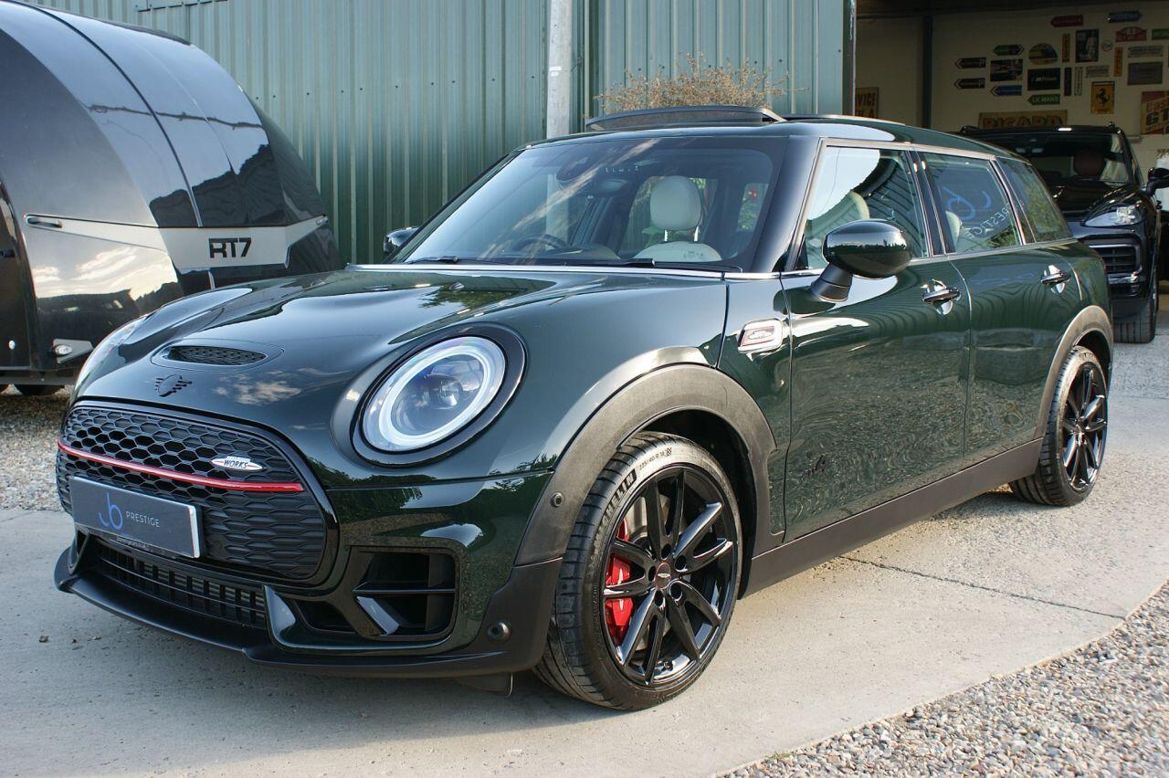 Mini Clubman view 22