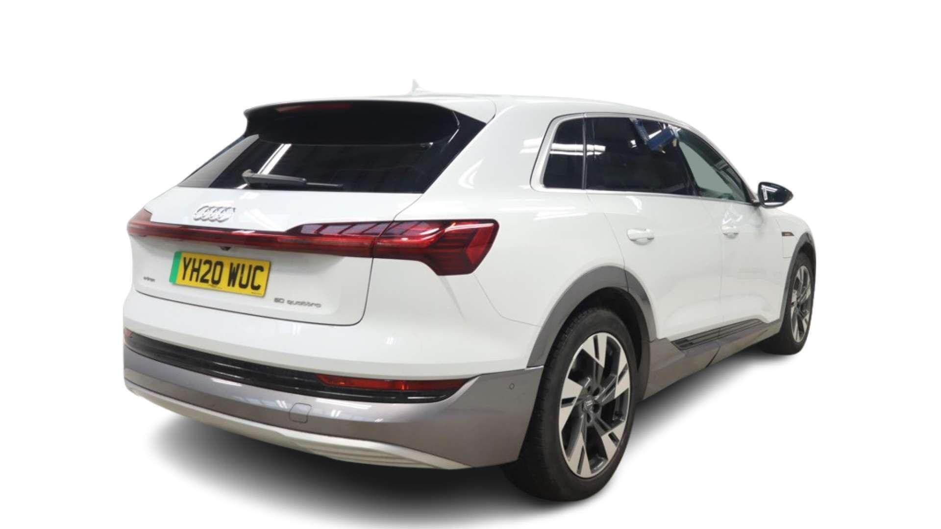 Audi E-Tron view 4
